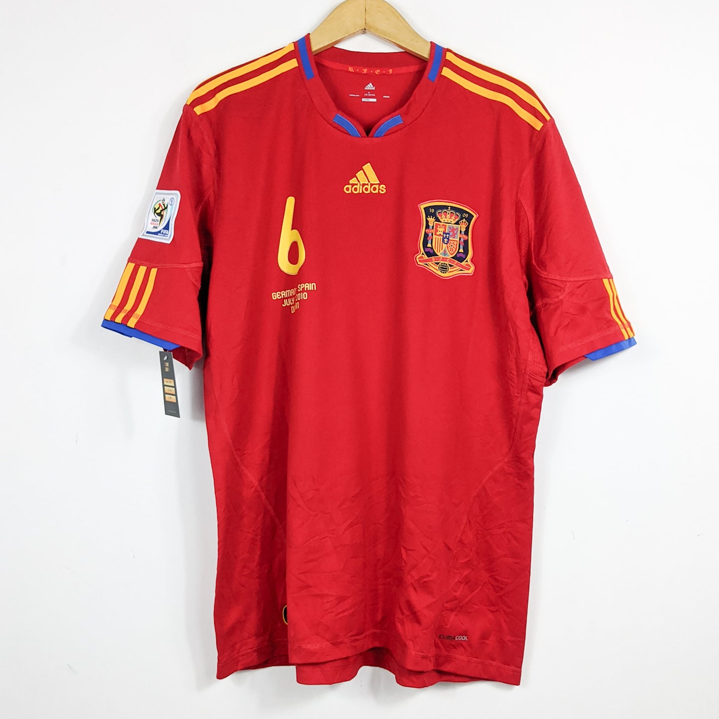 Authentic Spain 2010 Home - Iniesta #6 Size XL