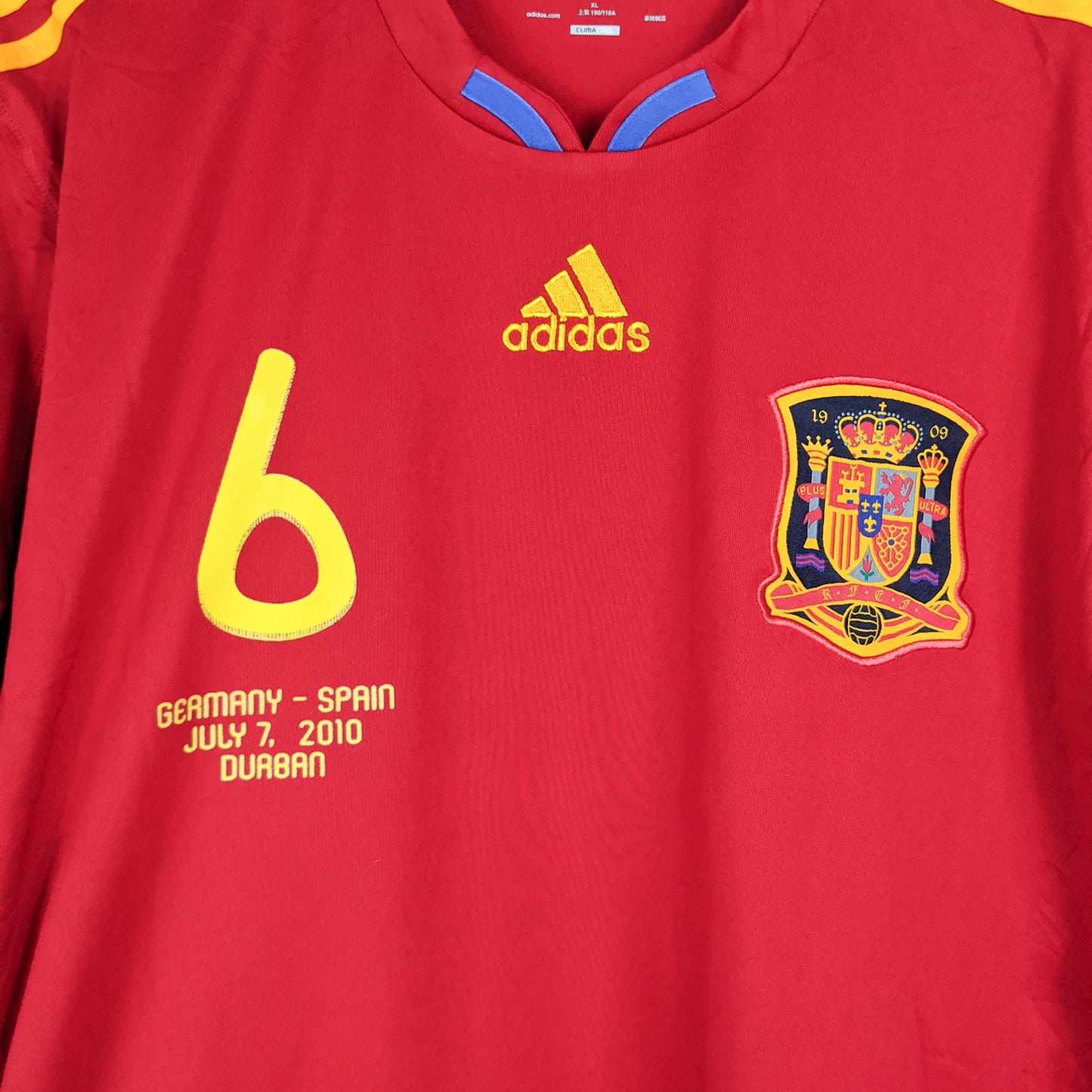 Authentic Spain 2010 Home - Iniesta #6 Size XL