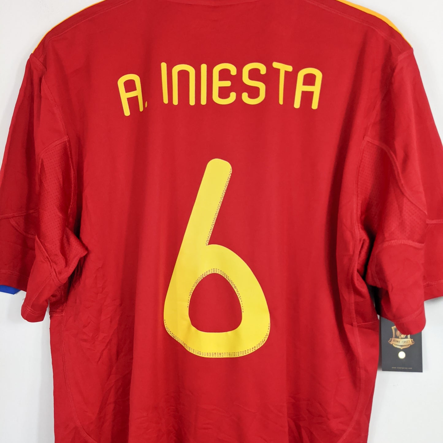 Authentic Spain 2010 Home - Iniesta #6 Size XL