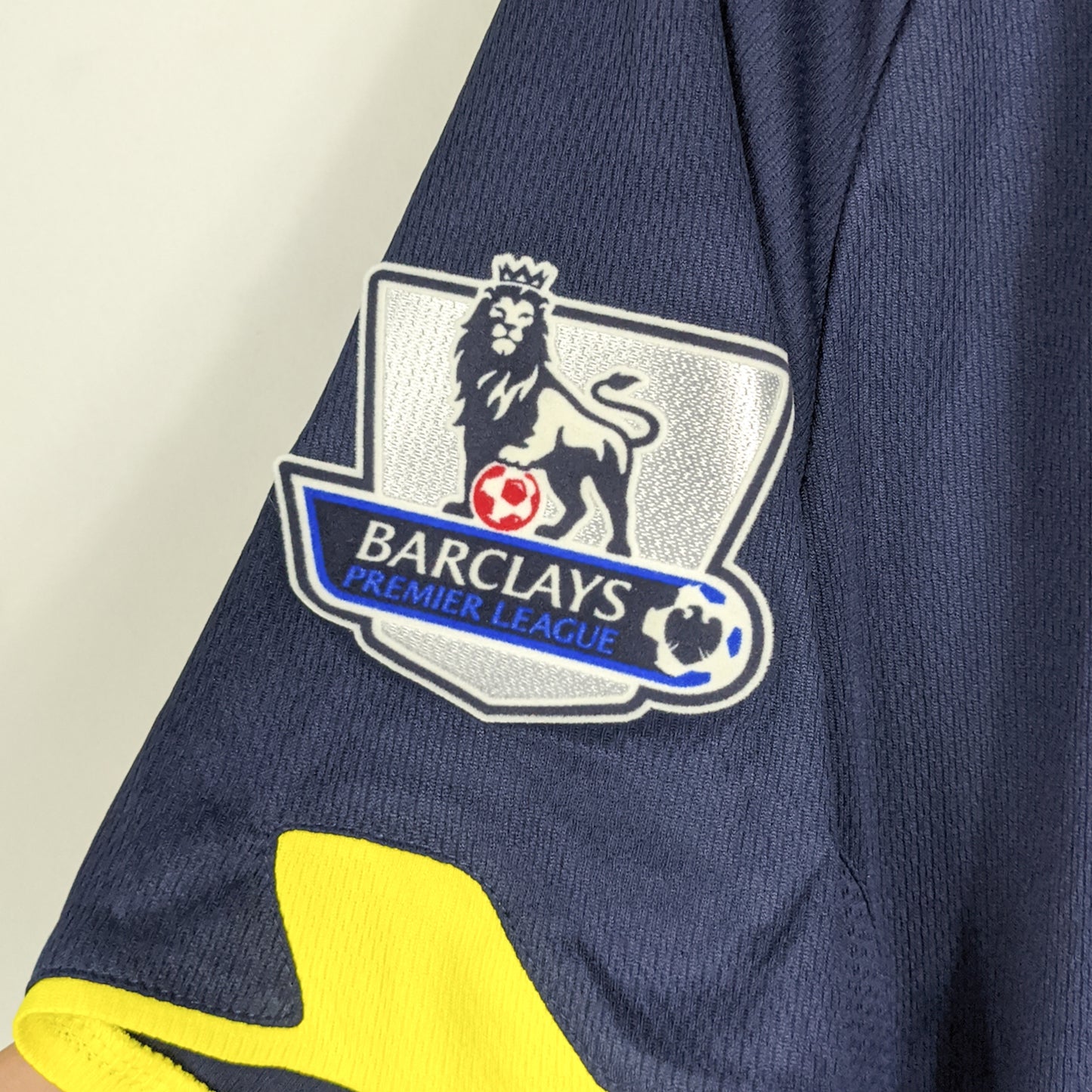 Authentic Tottenham Hotspurs 2009/10 Away - Modric #14 Size M