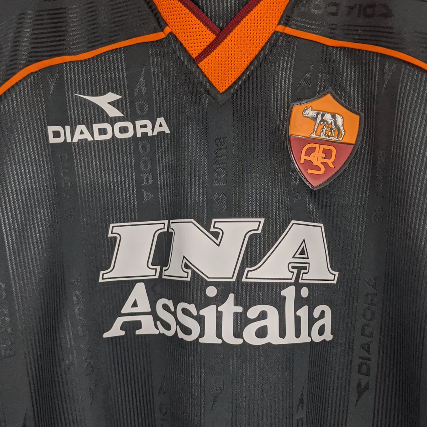 Authentic AS Roma 1999/00 Third - Totti #10 Size L