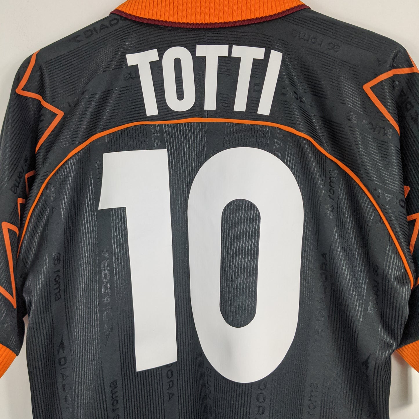 Authentic AS Roma 1999/00 Third - Totti #10 Size L