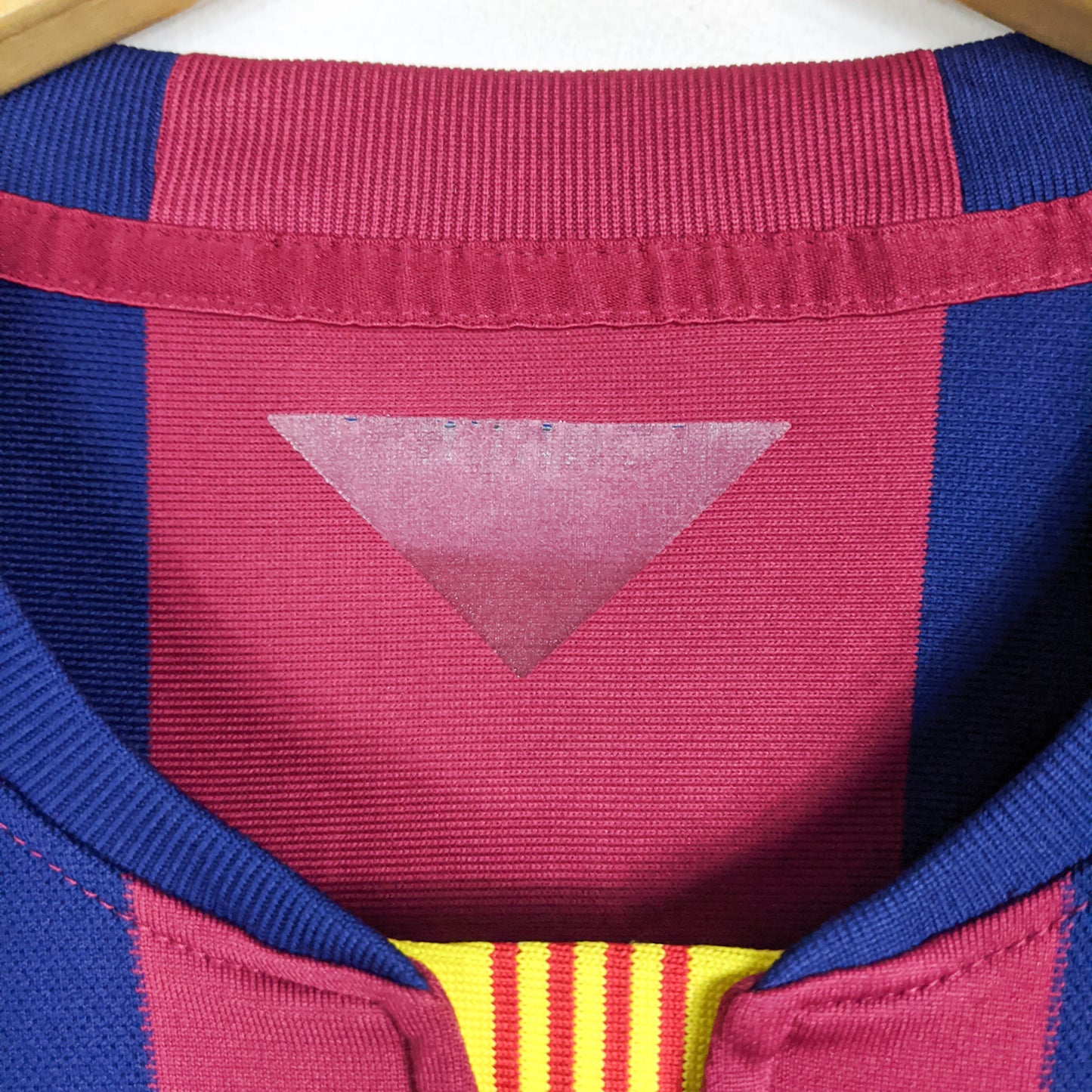 Authentic Barcelona 2014/15 Home - Neymar Jr #11 Size XL