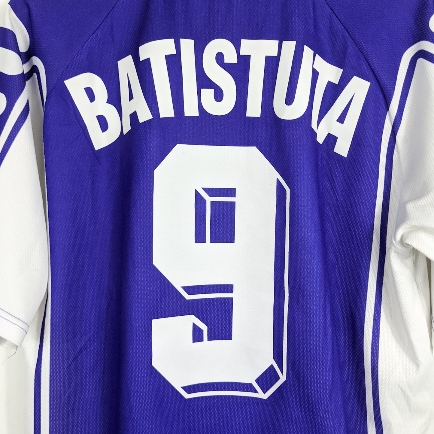 Authentic Fiorentina 1999/00 Home - Batistuta #9 Size L