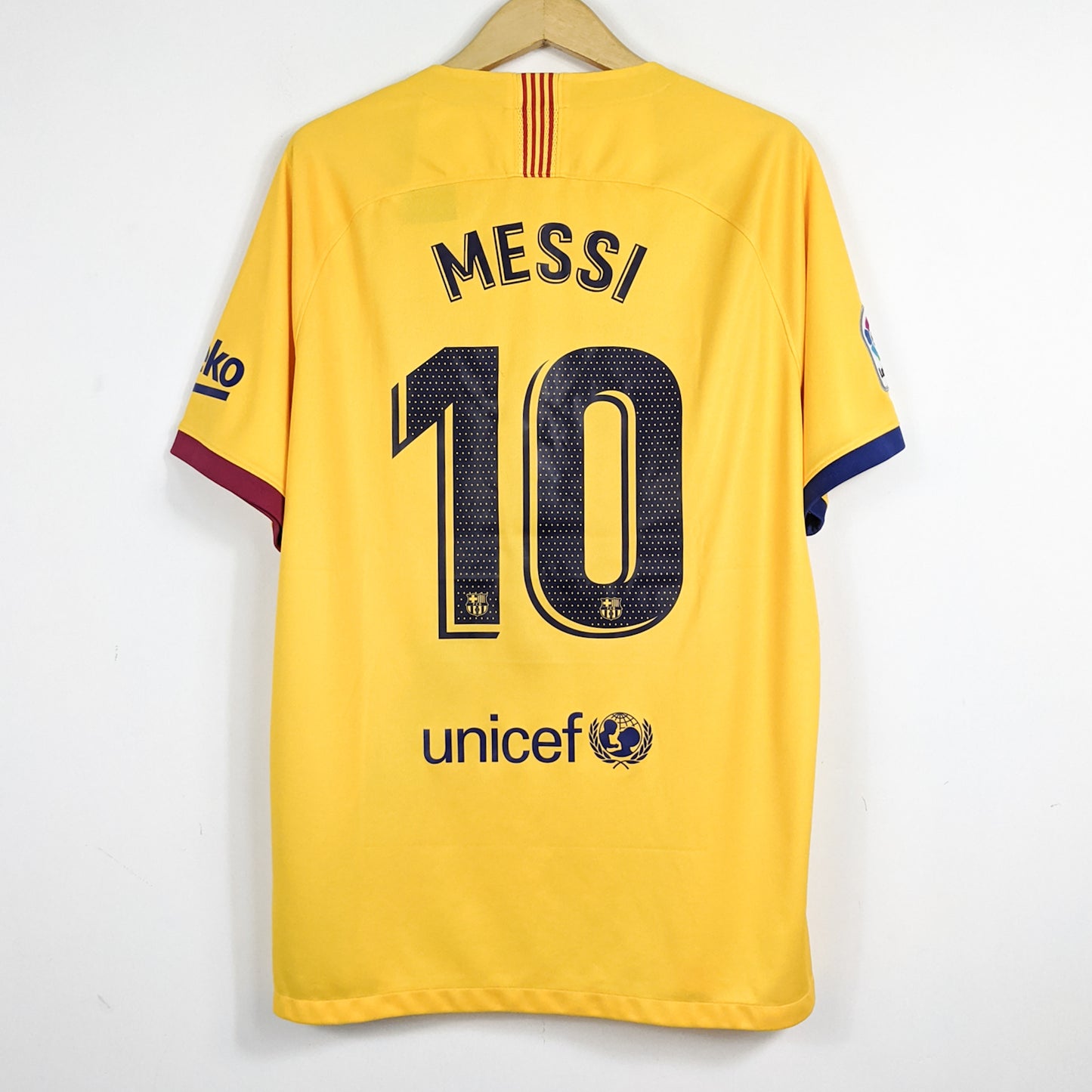 Authentic Barcelona 2019/20 Away - Messi #10 Size XL