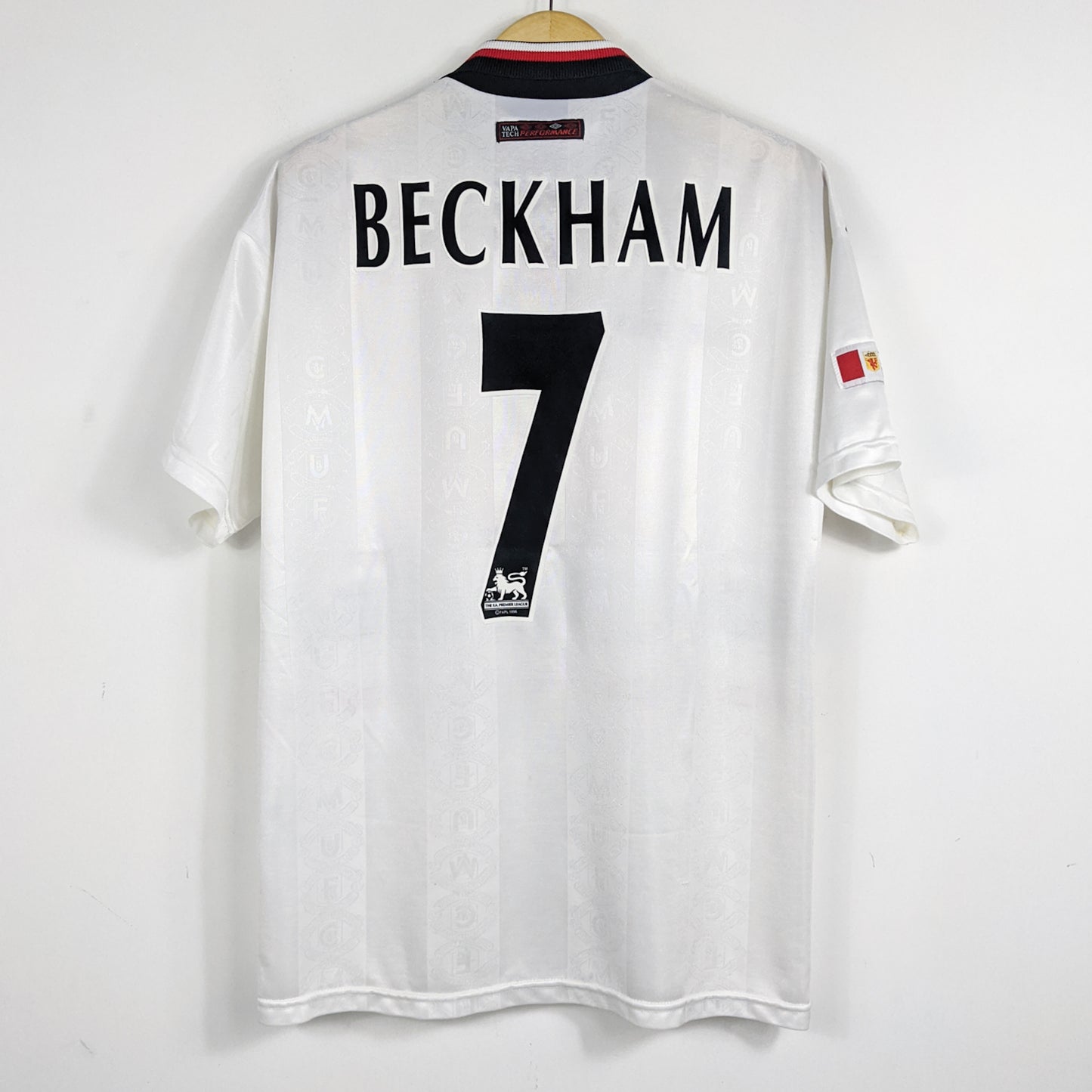 Authentic Manchester United 1997/99 Away - Beckham #7 Size L