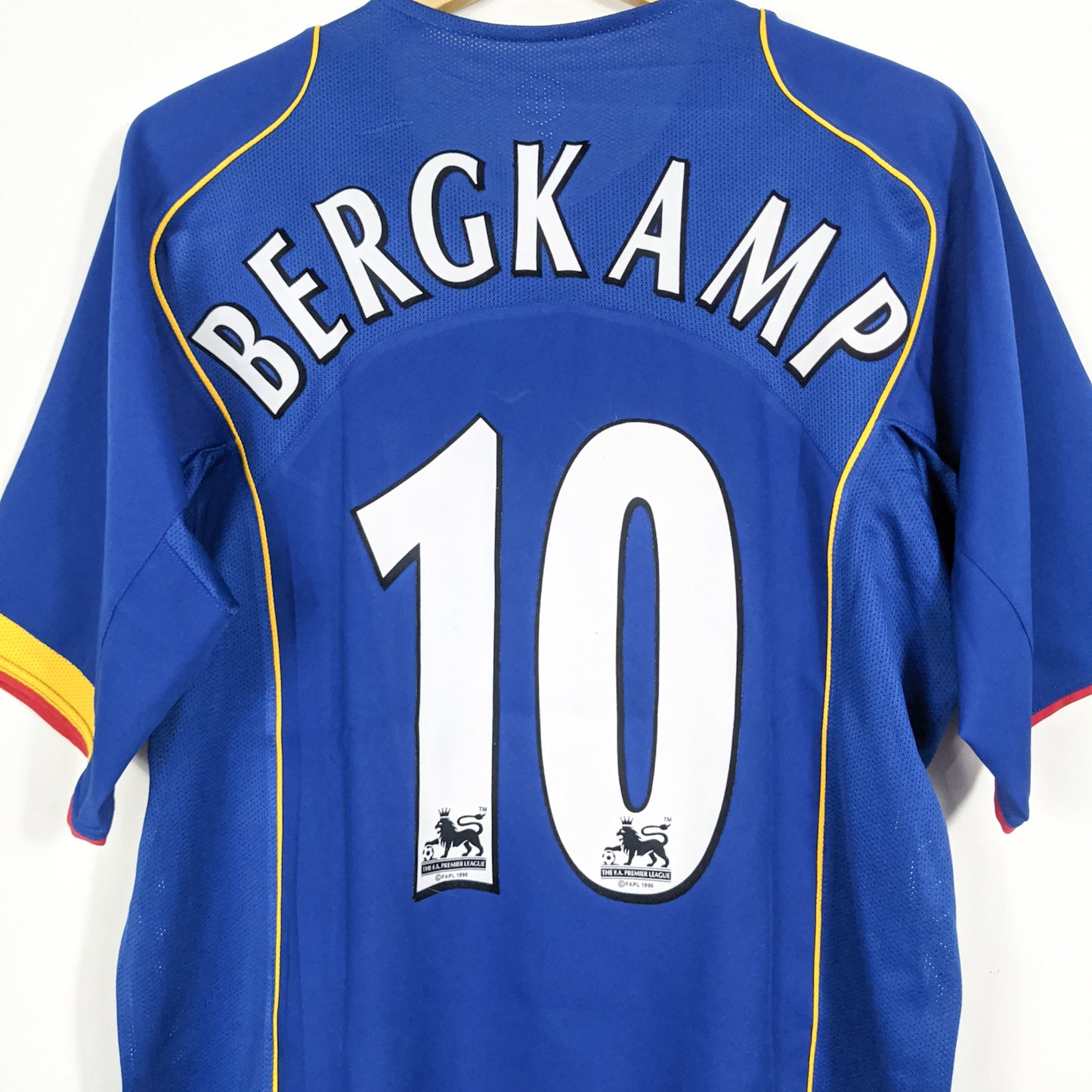 Original Arsenal 2004/05 Away - Bergkamp #10 Size M