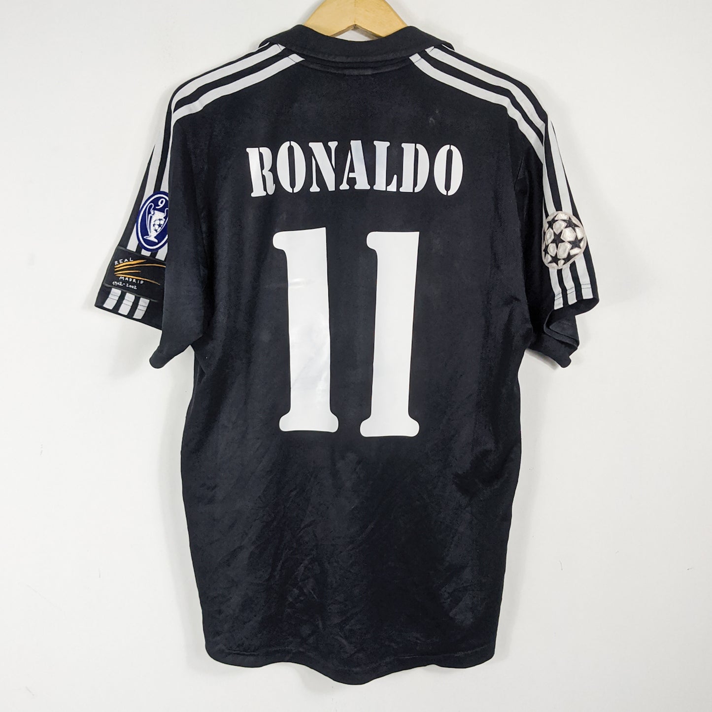 Original Real Madrid 2002/03 Away - Ronaldo #11 Size M