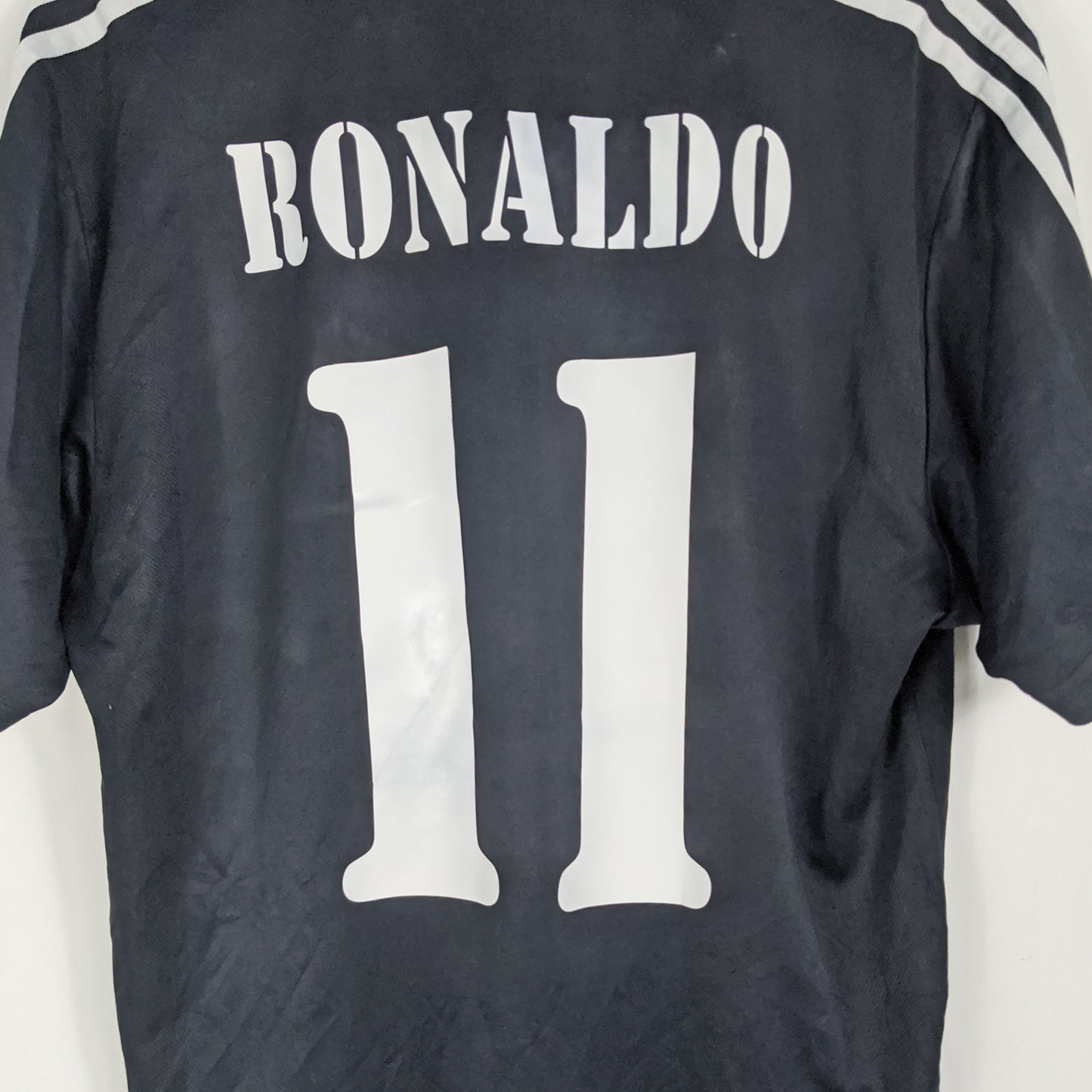 Original Real Madrid 2002/03 Away - Ronaldo #11 Size M