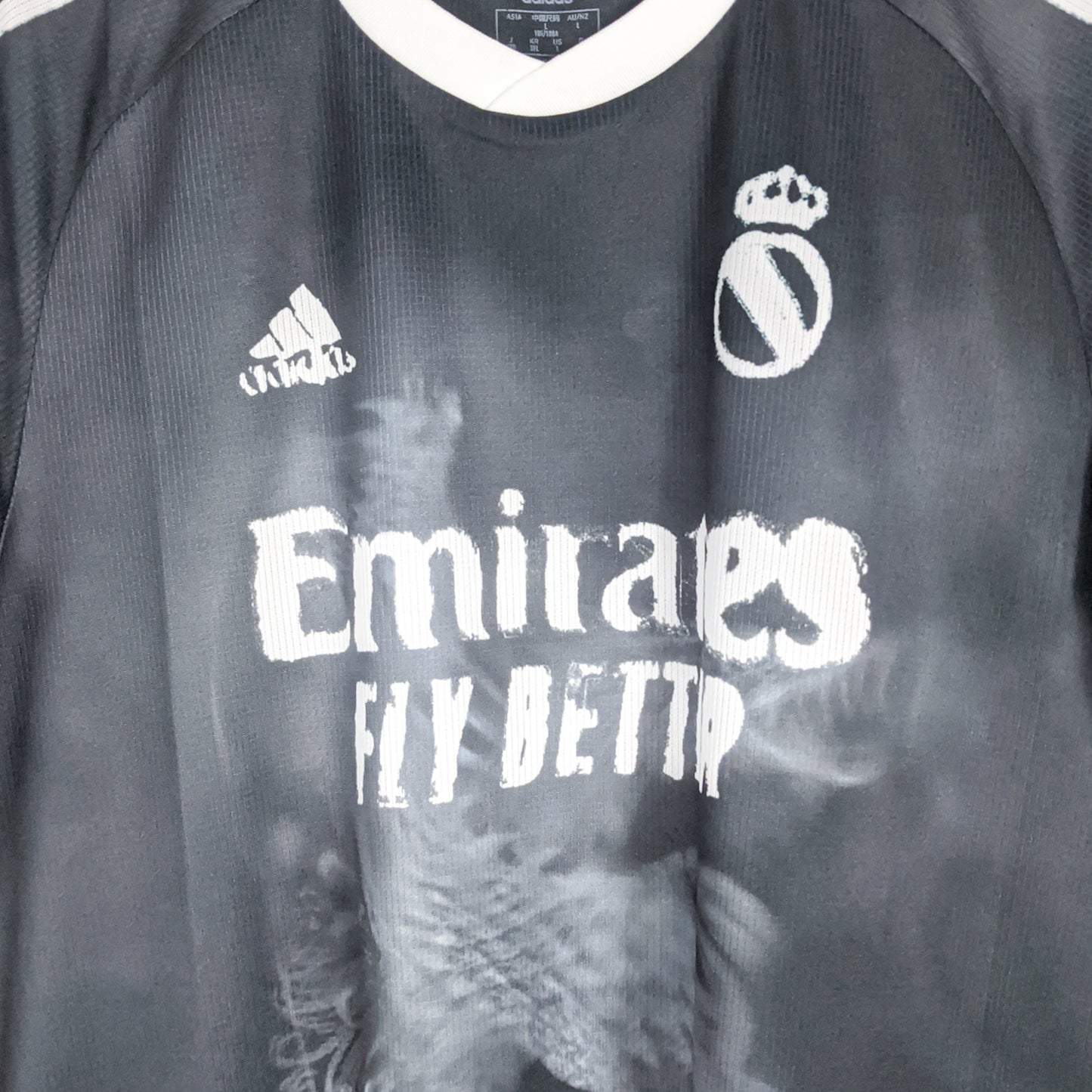 Original Real Madrid 2020/21 Humanrace - Bale #11 Size L (Bnwt)