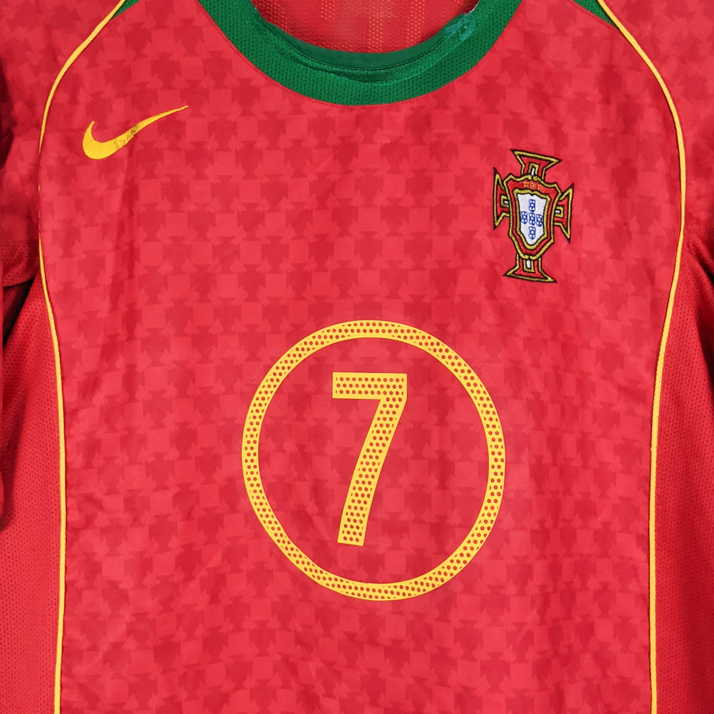 Original Portugal 2004/06 Home - Figo #7 Size M