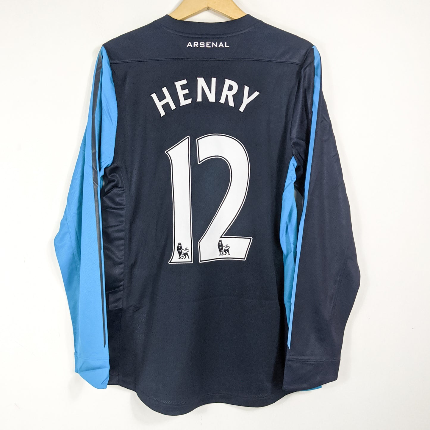 Original Arsenal 2011/12 Away - Henry #12 Size L (Long sleeve) (Player Issue) (With tags)