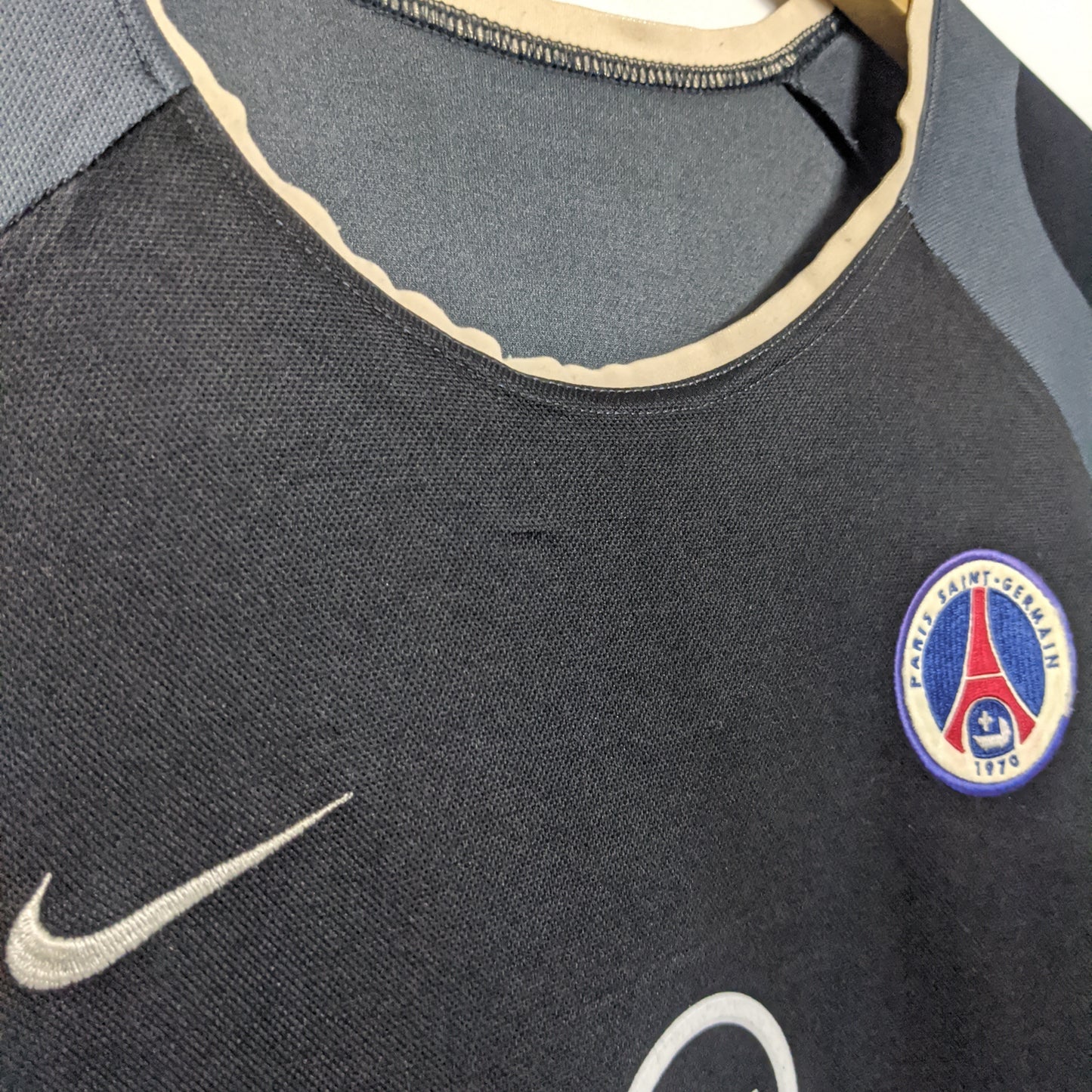 Original Paris Saint-Germain 2001/02 Away - Ronaldinho #21 Size L