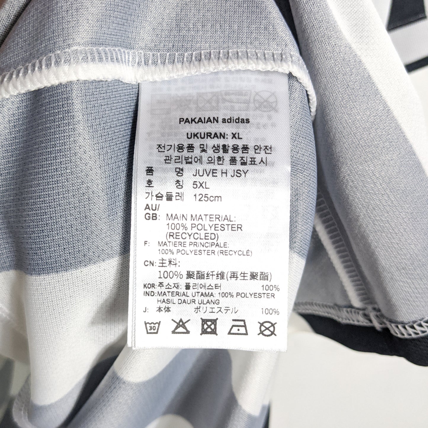 Original Juventus 2021/22 Home - Ronaldo #7 Size XL (Bnwt)