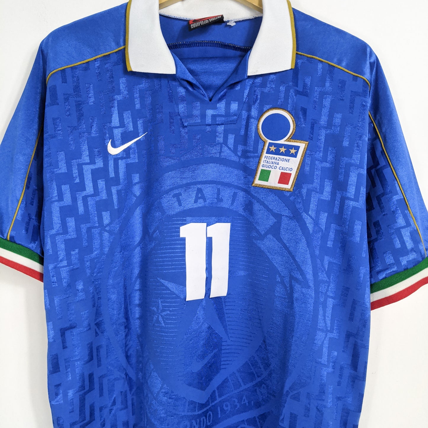 Original Italy 1994/96 Home - Ravanelli #11 Size M