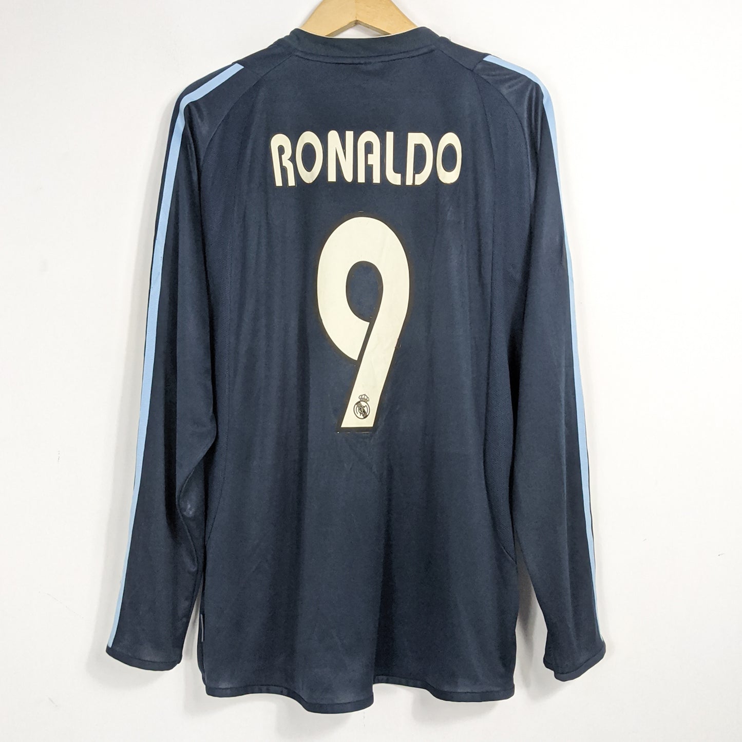 Original Real Madrid 2003/04 Away - Ronaldo #9 Size L (Long sleeve)