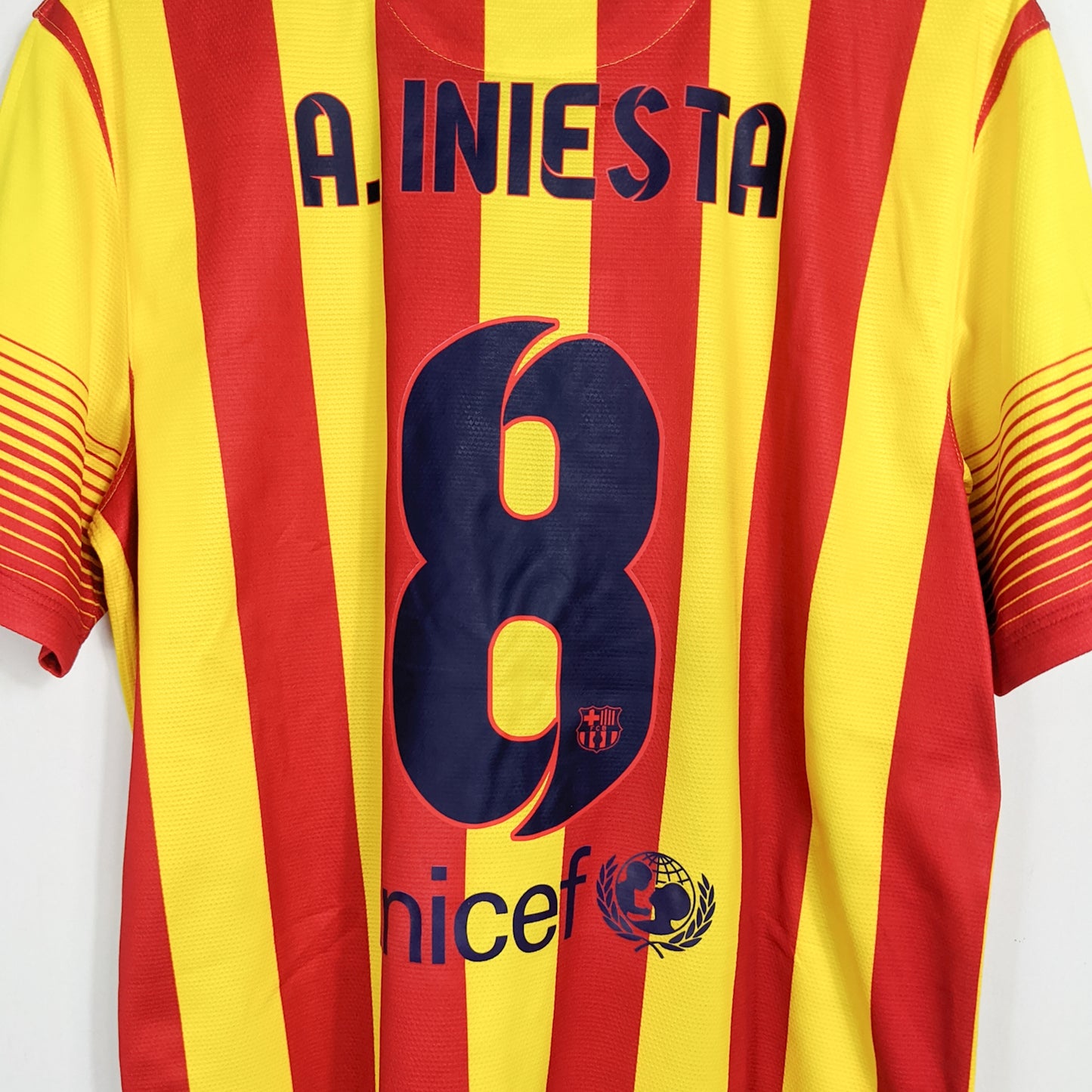 Original Barcelona 2013/14 Away - Iniesta #8 Size L