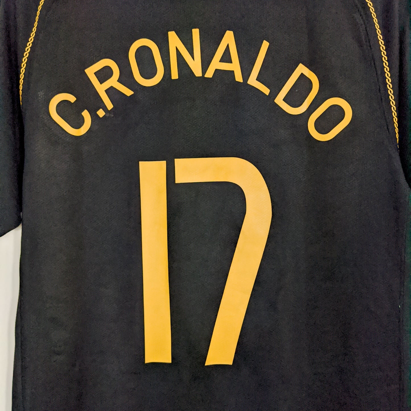 Original Portugal 2006 Away - Ronaldo #17 Size M
