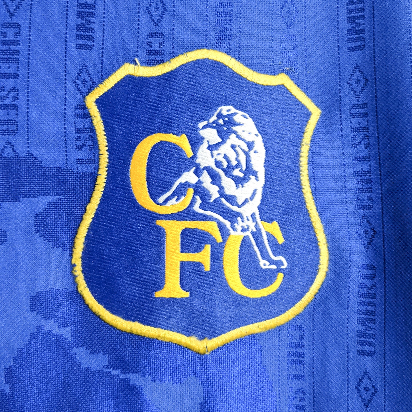 Original Chelsea 1995/97 Home - Zola #25 Size M