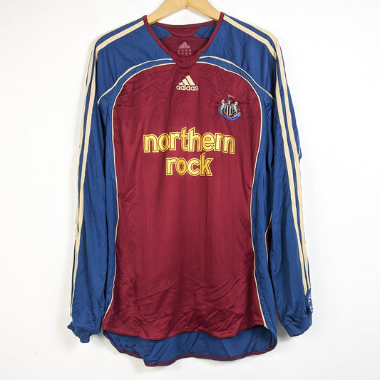 Original Newcastle United 2006/07 Away - Solano #4 Size L (Long sleeve)
