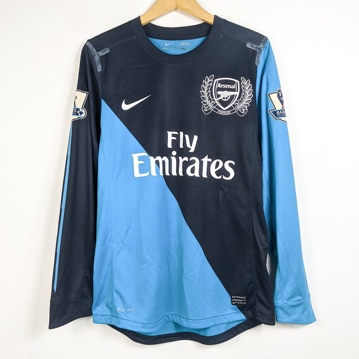 Original Arsenal 2011/12 Away - Henry #12 Size M (Long sleeve) (Player Issue) (Bnwt)