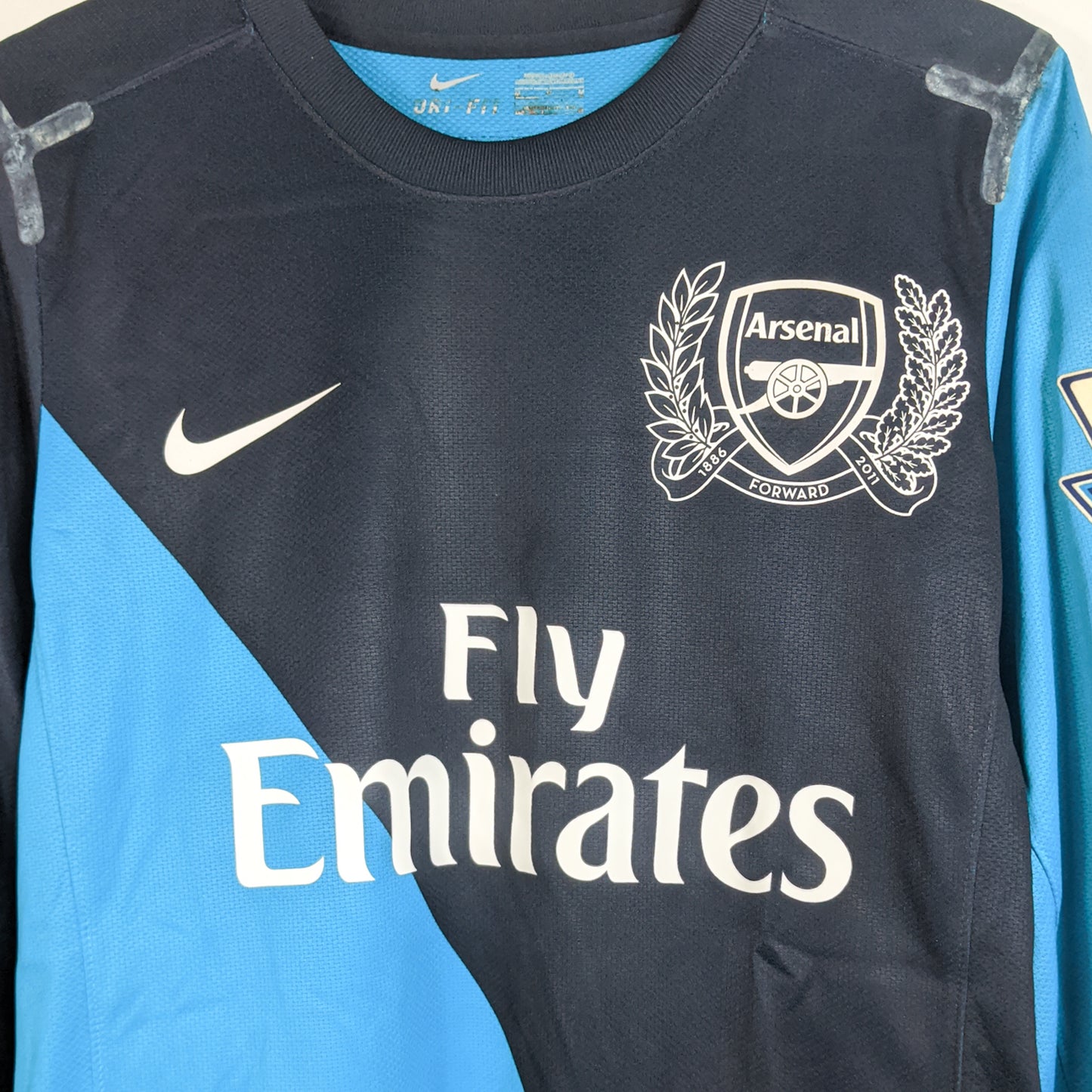 Original Arsenal 2011/12 Away - Henry #12 Size M (Long sleeve) (Player Issue) (Bnwt)