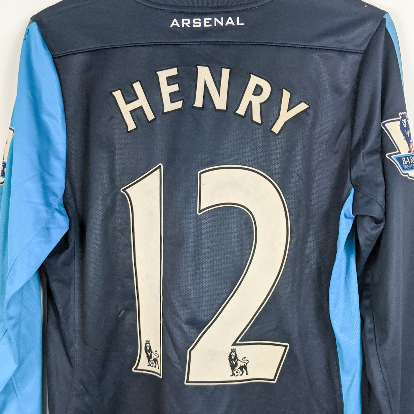 Original Arsenal 2011/12 Away - Henry #12 Size M (Long sleeve) (Player Issue) (Bnwt)