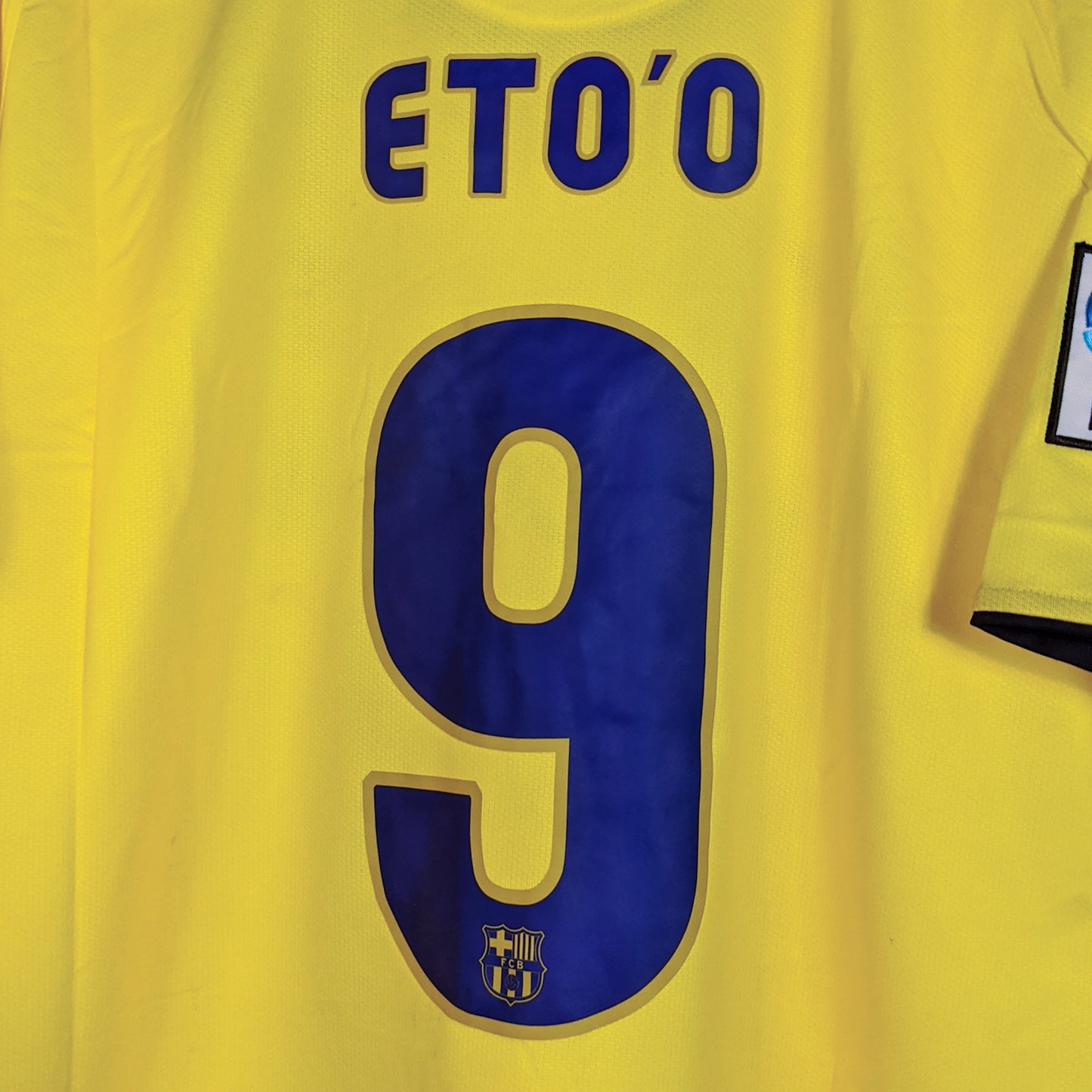 Original Barcelona 2008/09 Away - Eto'o #9 Size L (Bnwt)
