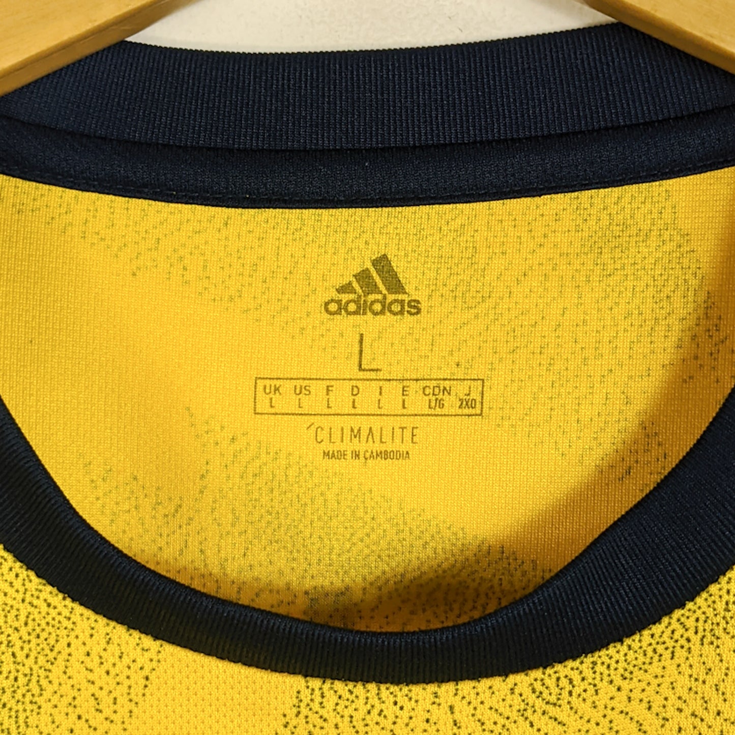 Original Arsenal 2019/20 Away - Saka #77 Size L