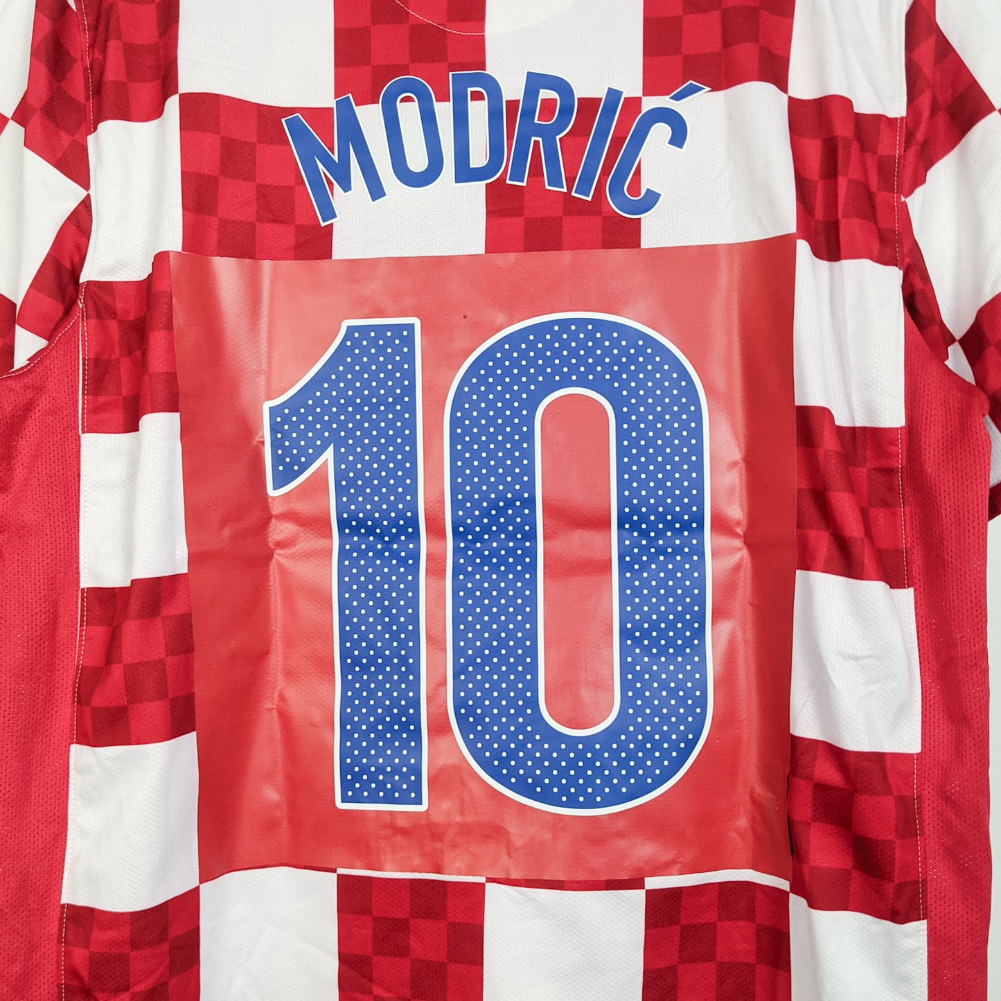 Original Croatia 2010/12 Home - Modric #10 Size L