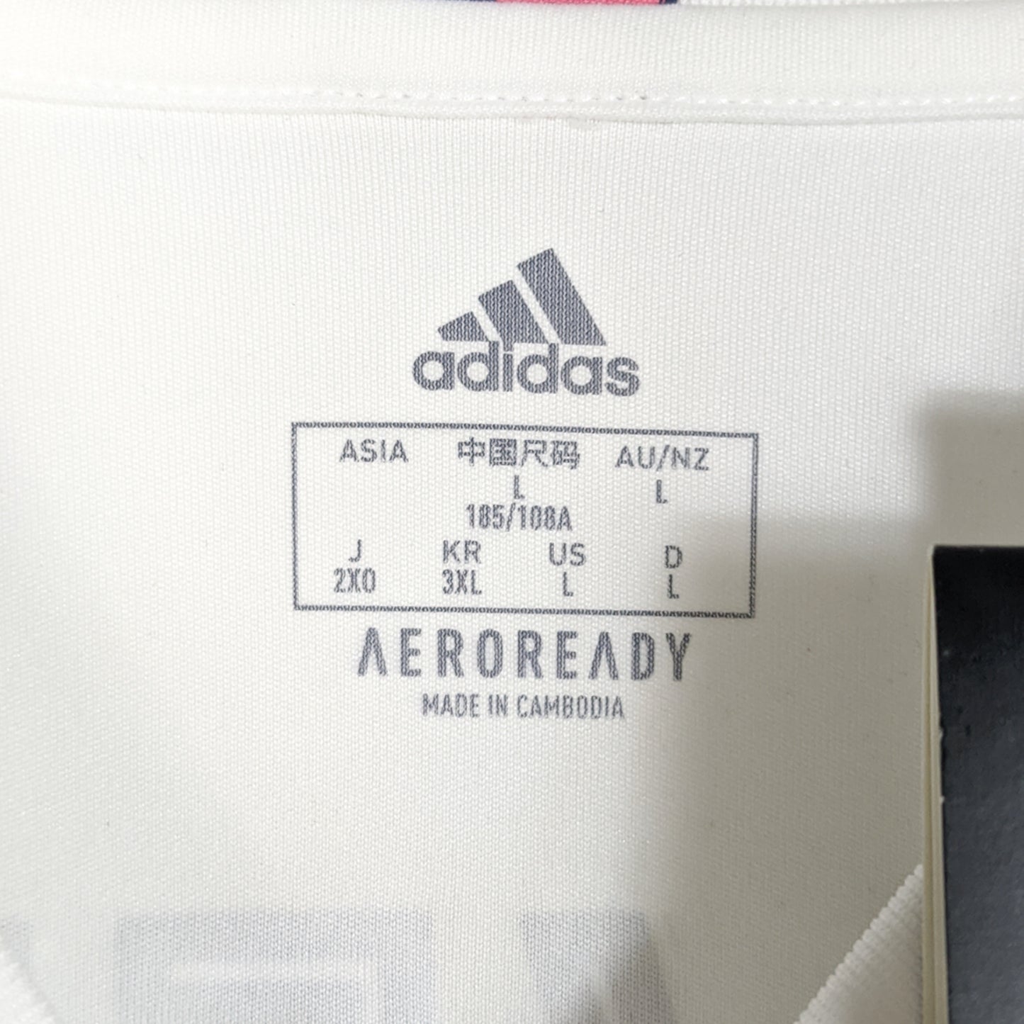 Original Real Madrid 2020/21 Home - Valverde #15 Size L (Bnwt)