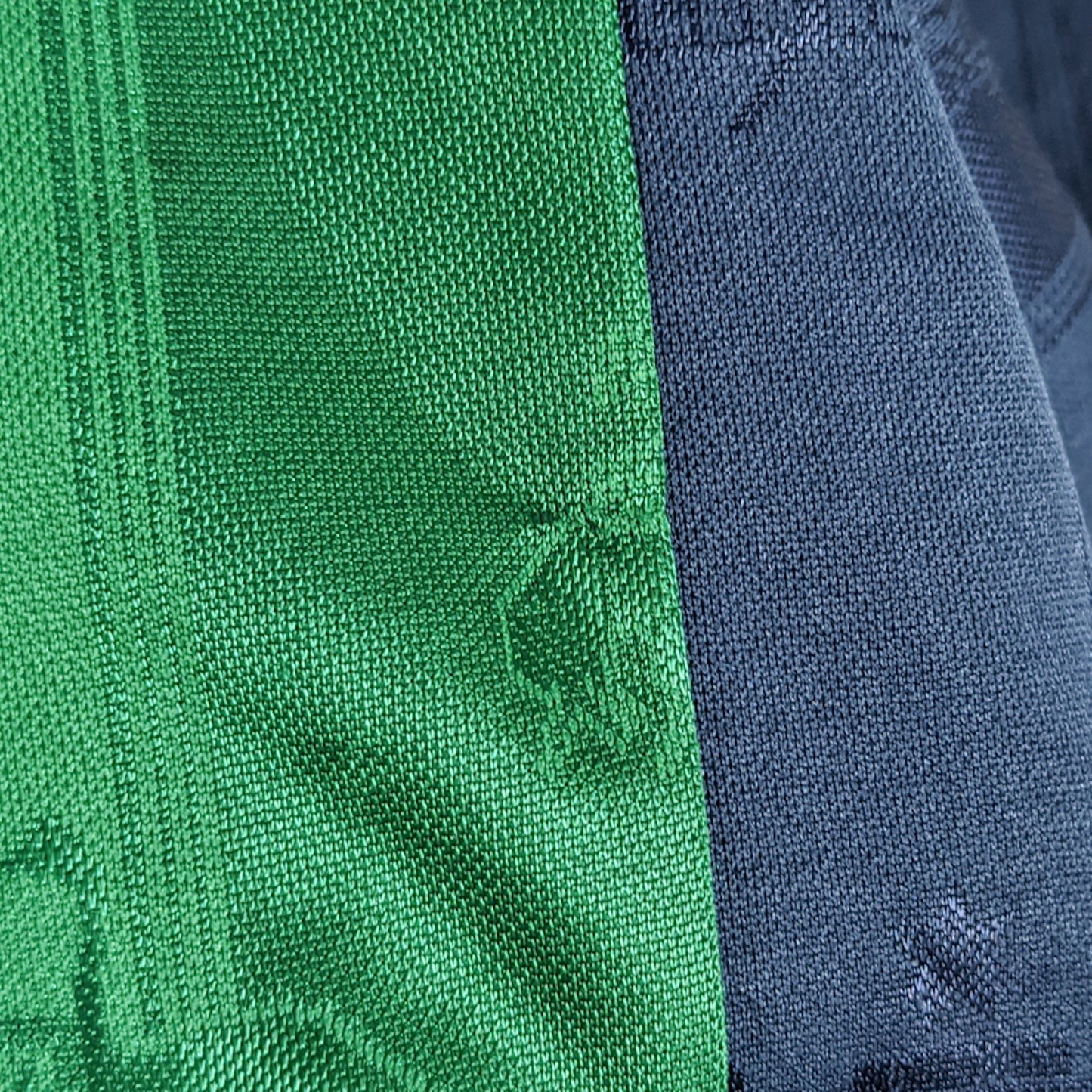 Original Australia 1999 Away - Viduka #9 Size L fit XL