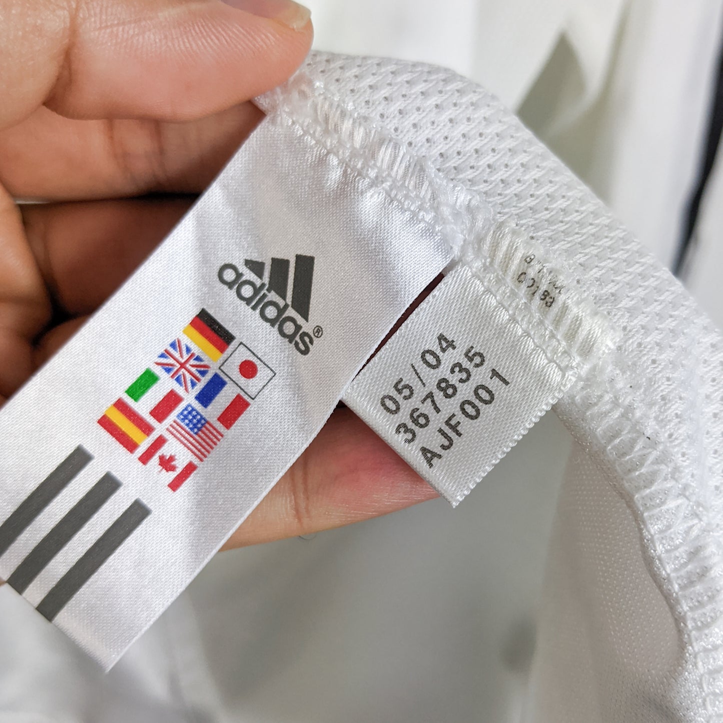 Original Real Madrid 2003/04 Home - Beckham #23 Size L (Long sleeve)