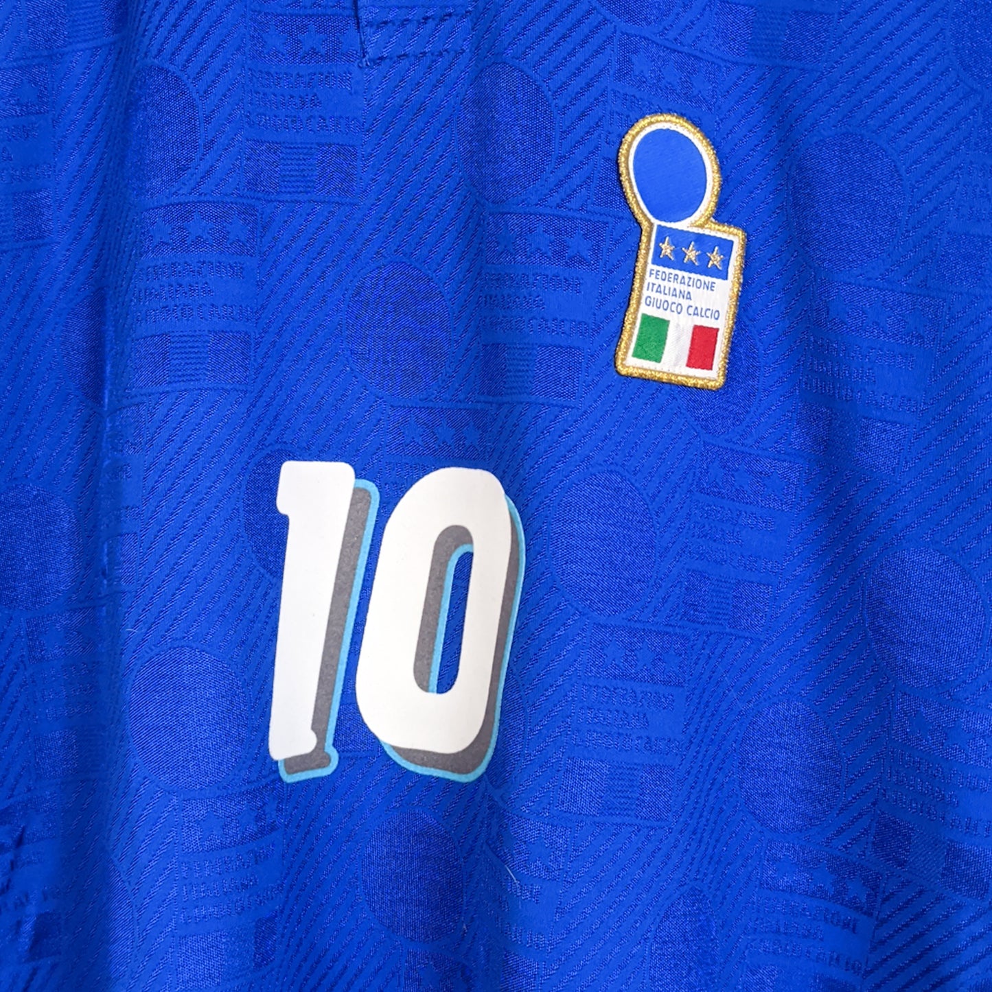 Original Italy 1994 Home - Baggio #10 Size L