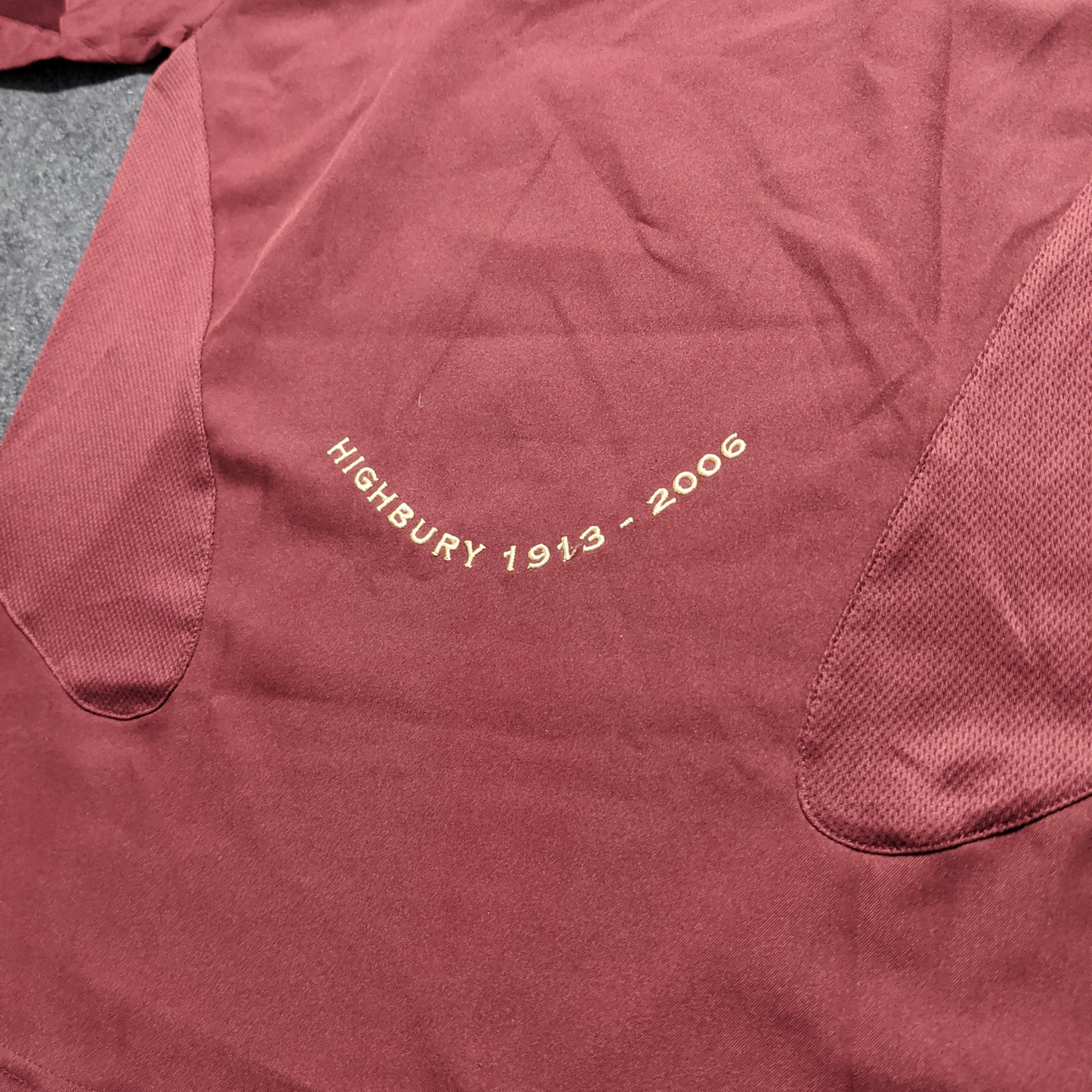 Original Arsenal 2005/06 Home - Size L Boys (10-12 Years)