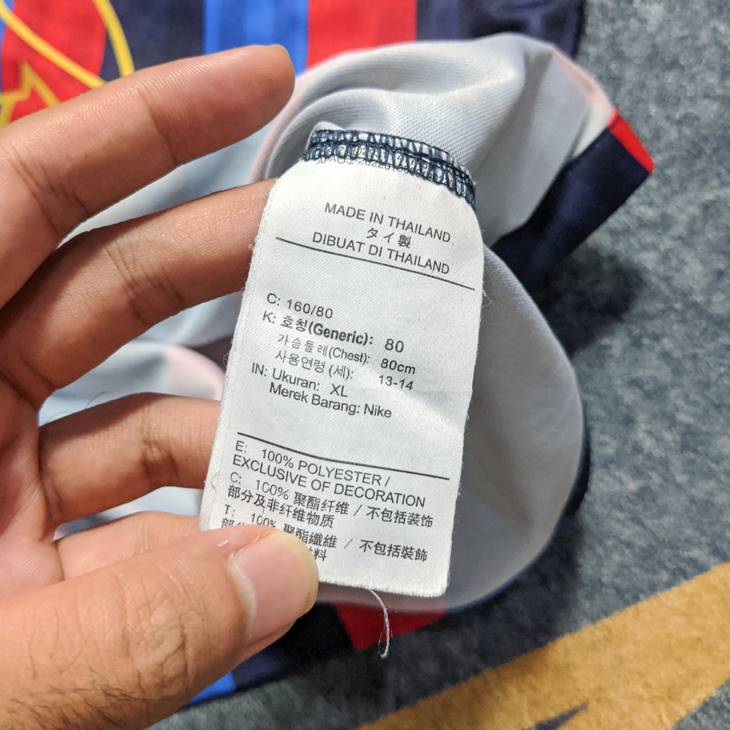 Original Barcelona 2022/23 Drake Edition Home - Lamine Yamal #42 Size XL Boys (10-12 Years)