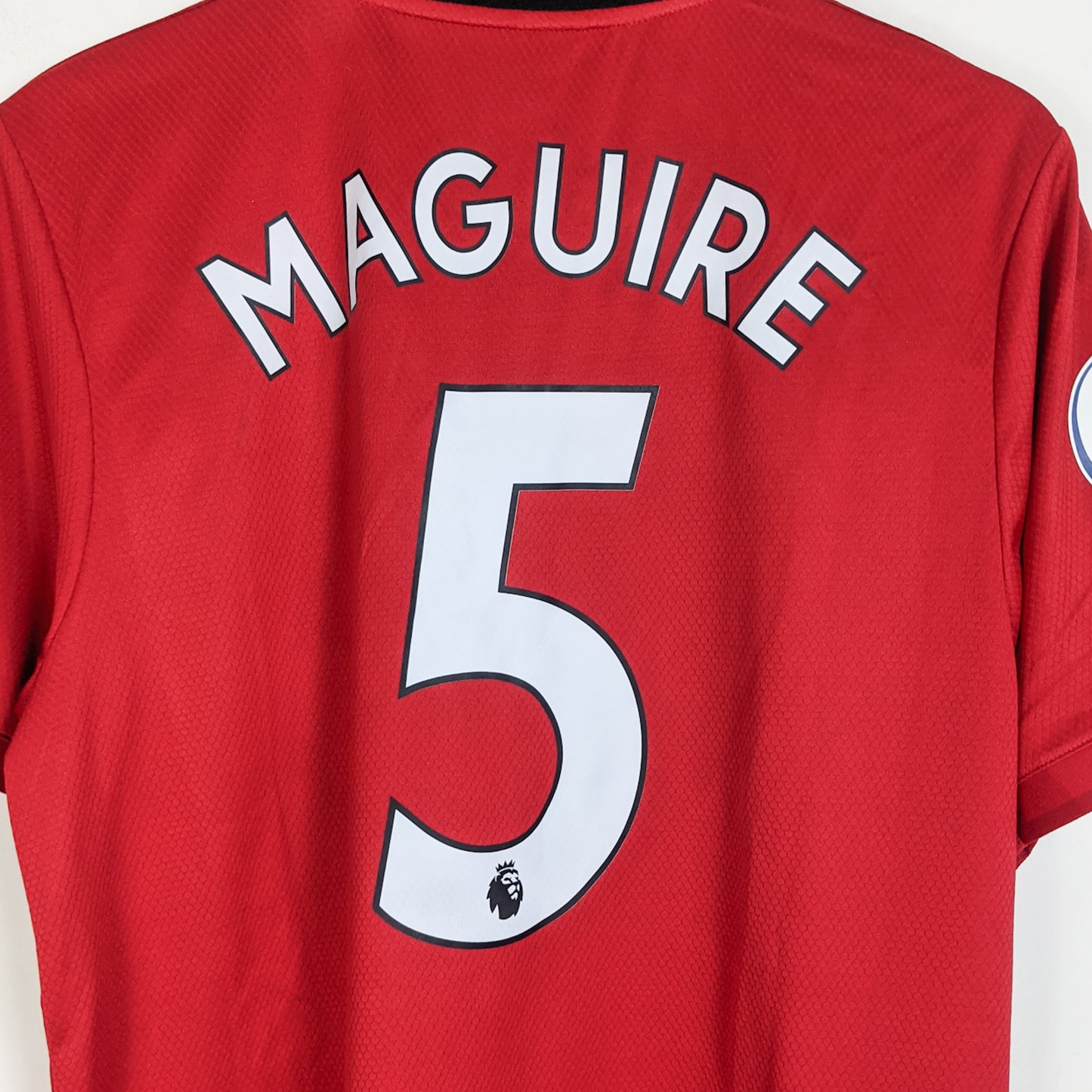 Original Manchester United 2019/20 Home - Maguire #5 Size L