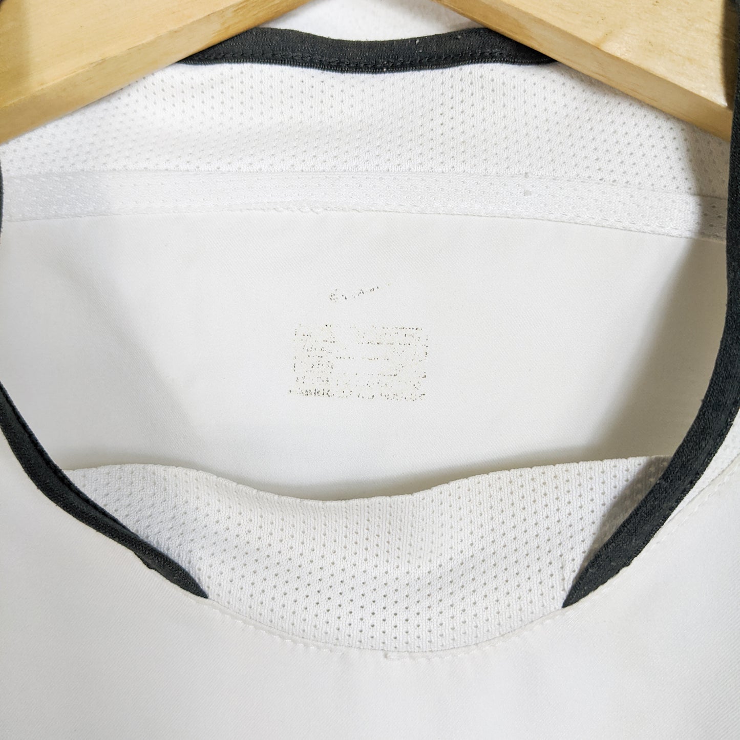 Original Valencia 2003/04 Home - Ayala #4 Size L