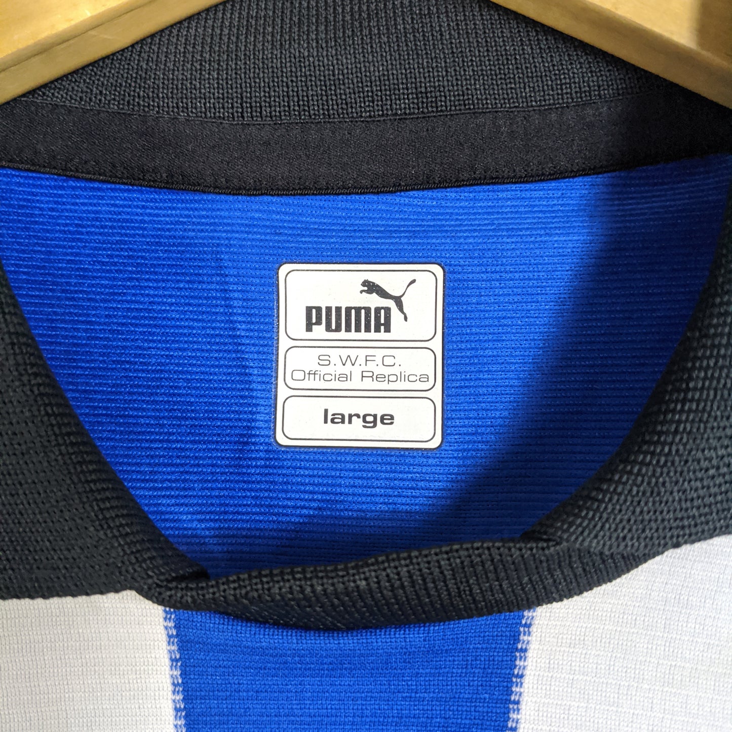 Original Sheffield Wednesday 1999/00 Home - Carbone #8 Size L (Long Sleeve)