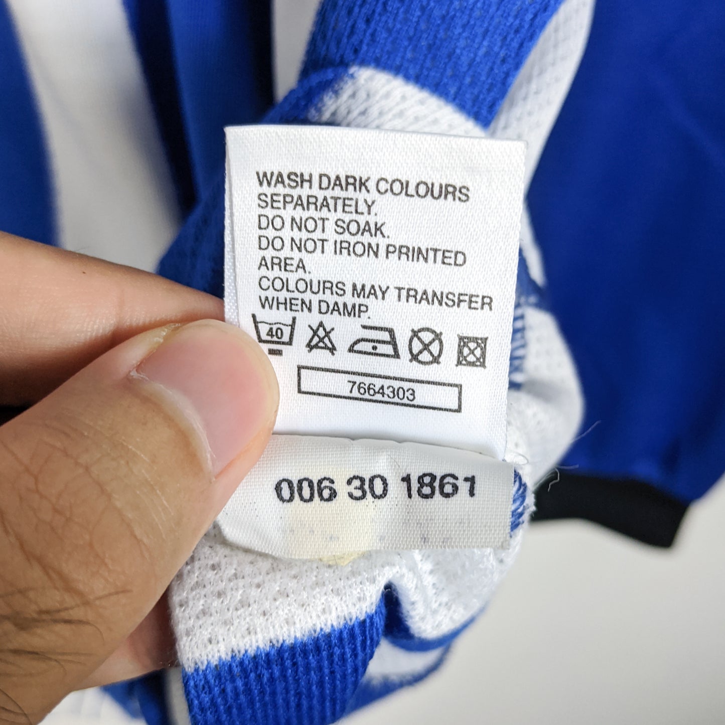 Original Sheffield Wednesday 1999/00 Home - Carbone #8 Size L (Long Sleeve)