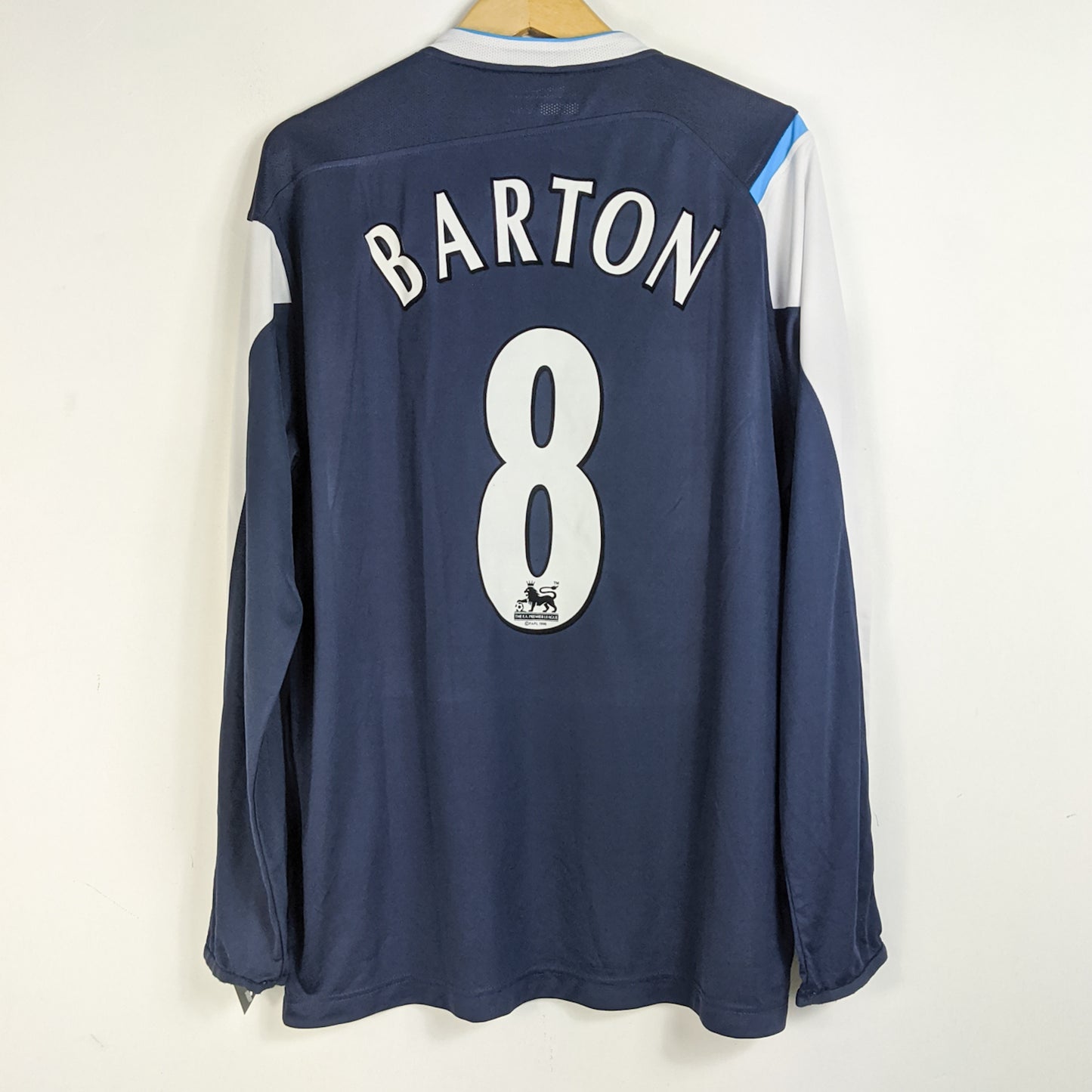 Original Manchester City 2005/06 Away - Barton #8 Size L/XL (Long Sleeve)