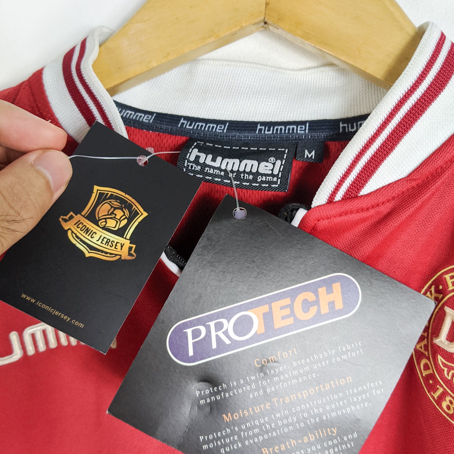 Original Denmark 2000 Home - Tomasson #9 Size M (Bnwt)