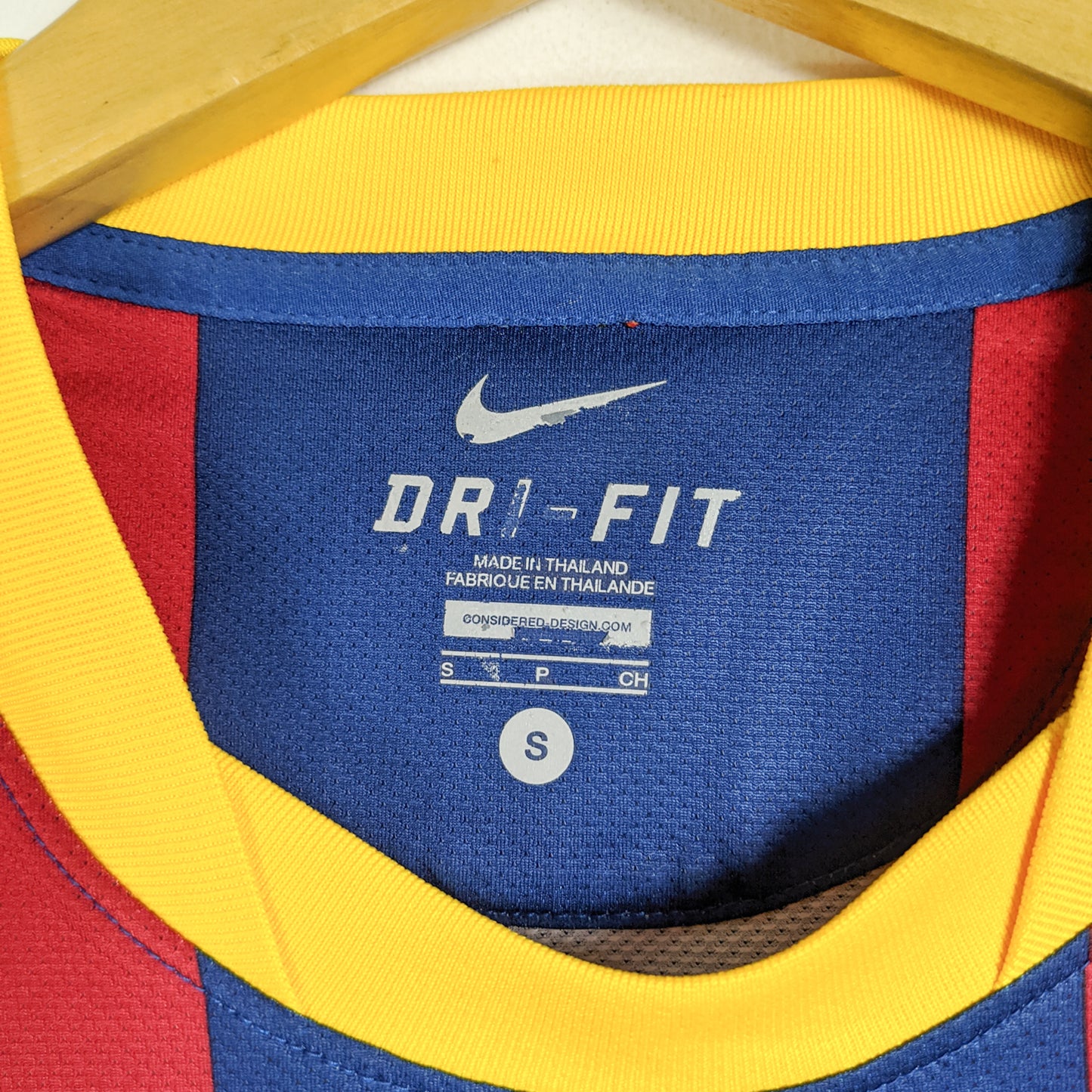 Original Barcelona 2010/11 Home - Messi #10 Size S (Long Sleeve)