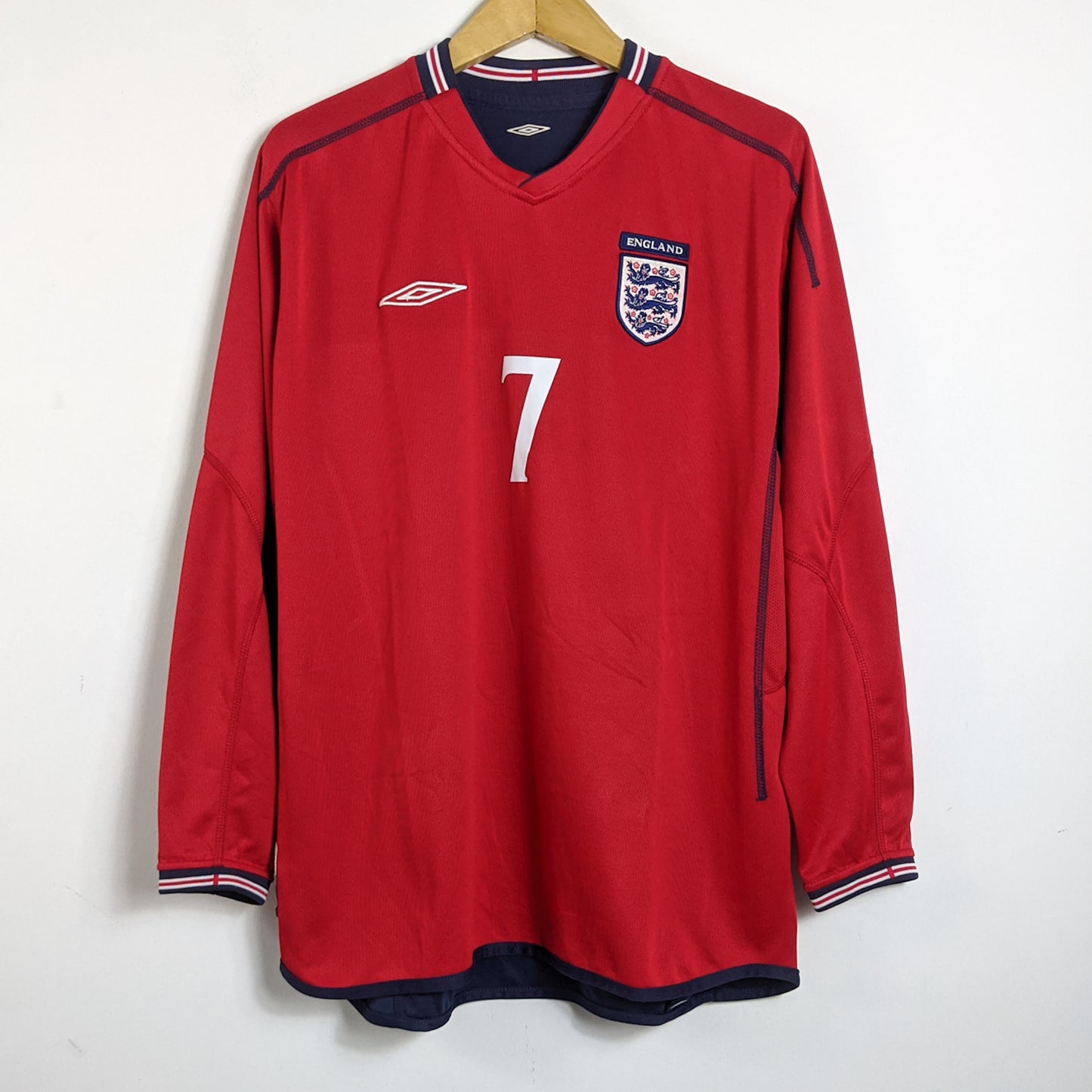 Original England 2002 Away - Beckham #7 Size L (Long Sleeve)