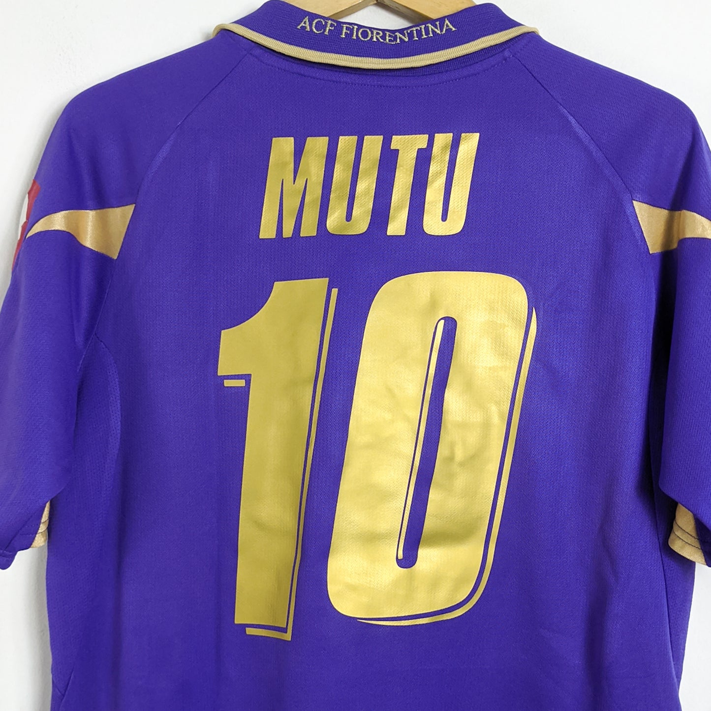Original Fiorentina 2010/11 Home - Mutu #10 Size M