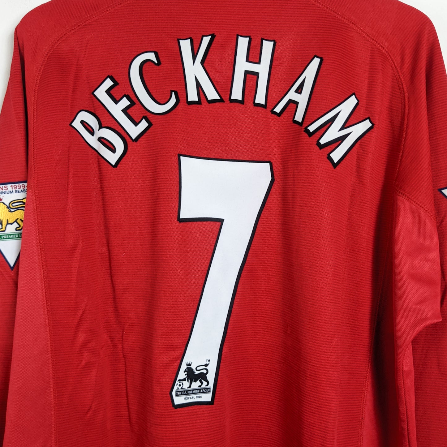 Original Manchester United 2000/01 Home - Beckham #7 Size XL (Long Sleeve)