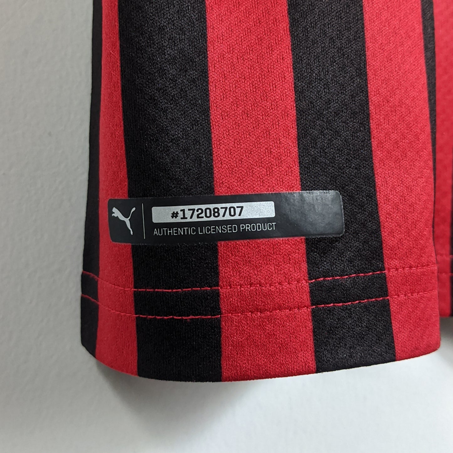 Original AC Milan 2019/20 Home - Ibrahimovic #21 Size XL