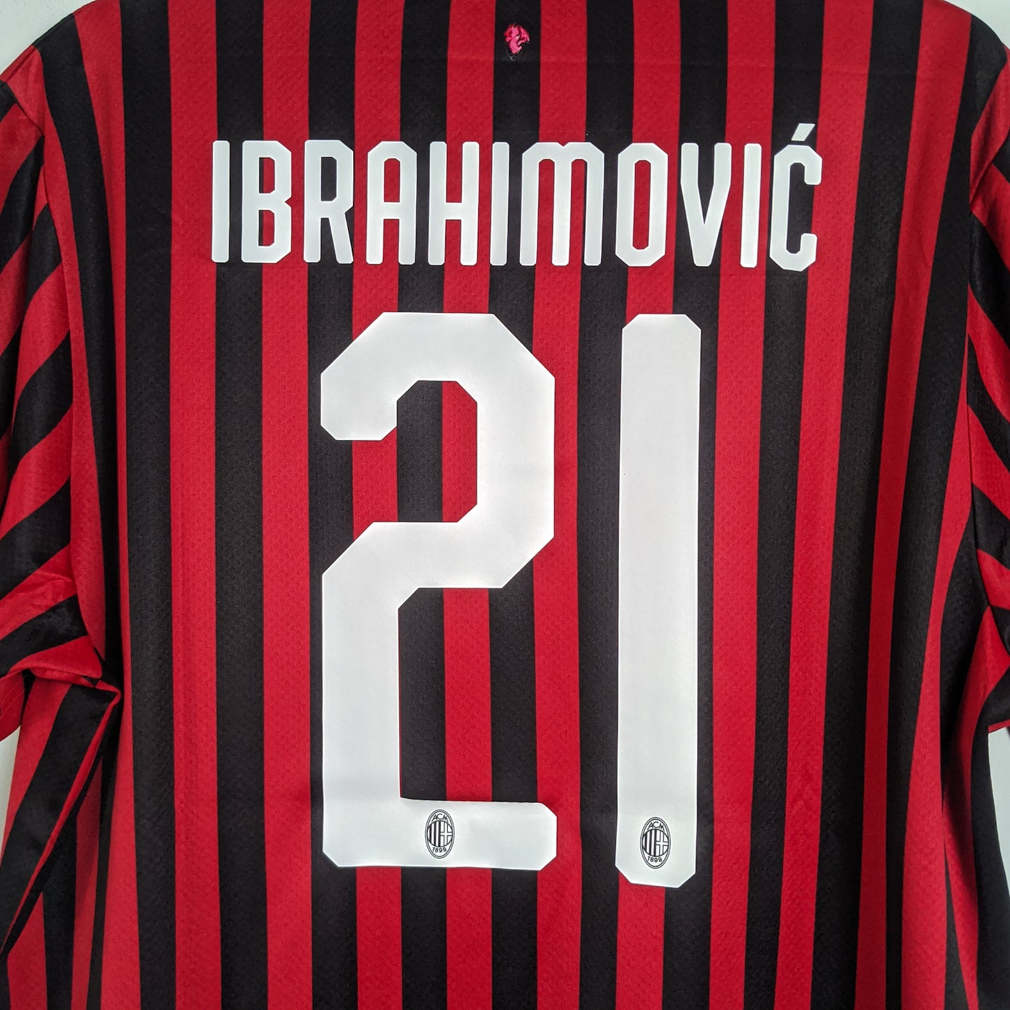 Original AC Milan 2019/20 Home - Ibrahimovic #21 Size XL