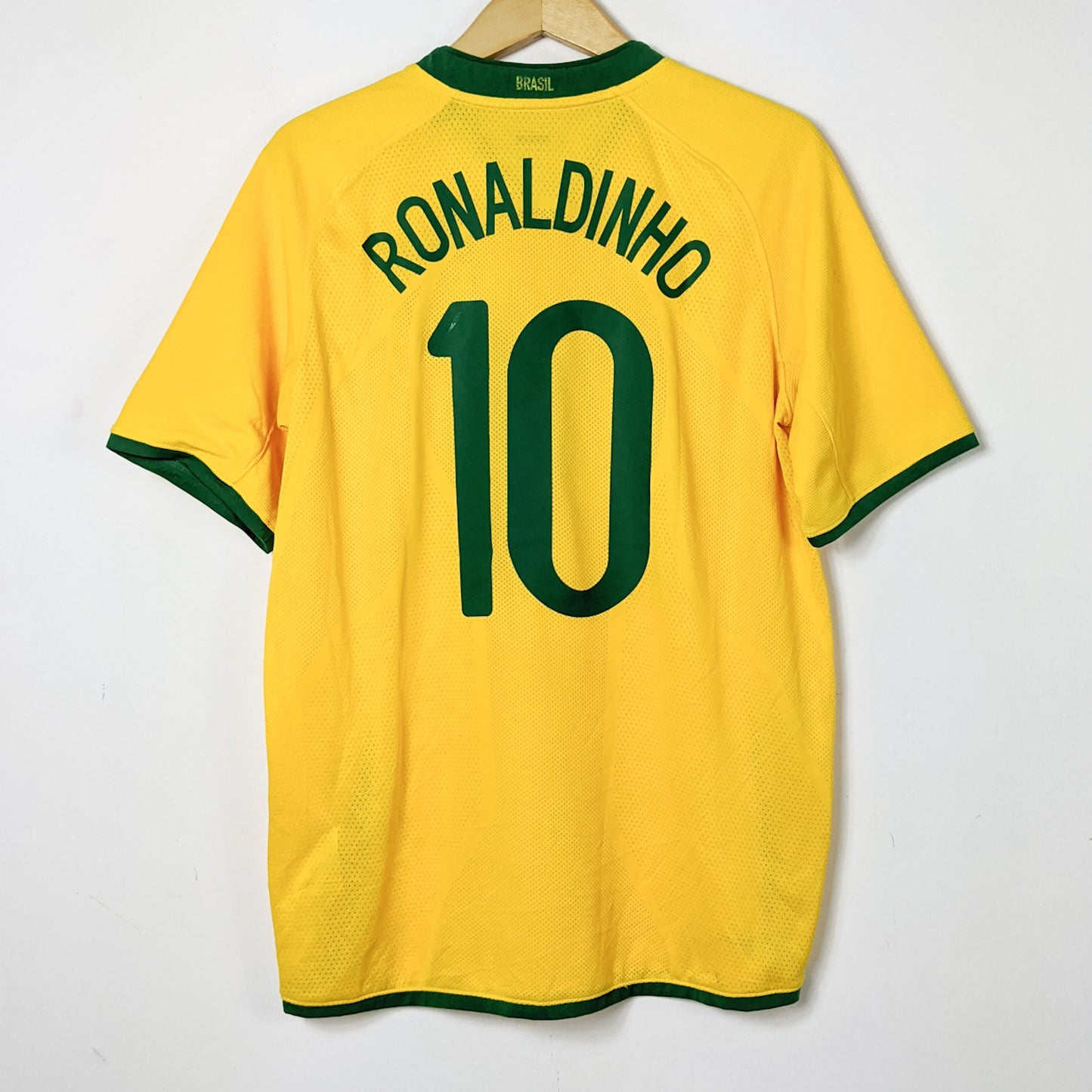 Original Brazil 2008/09 Home - Ronaldinho #10 Size M (Player Issue)