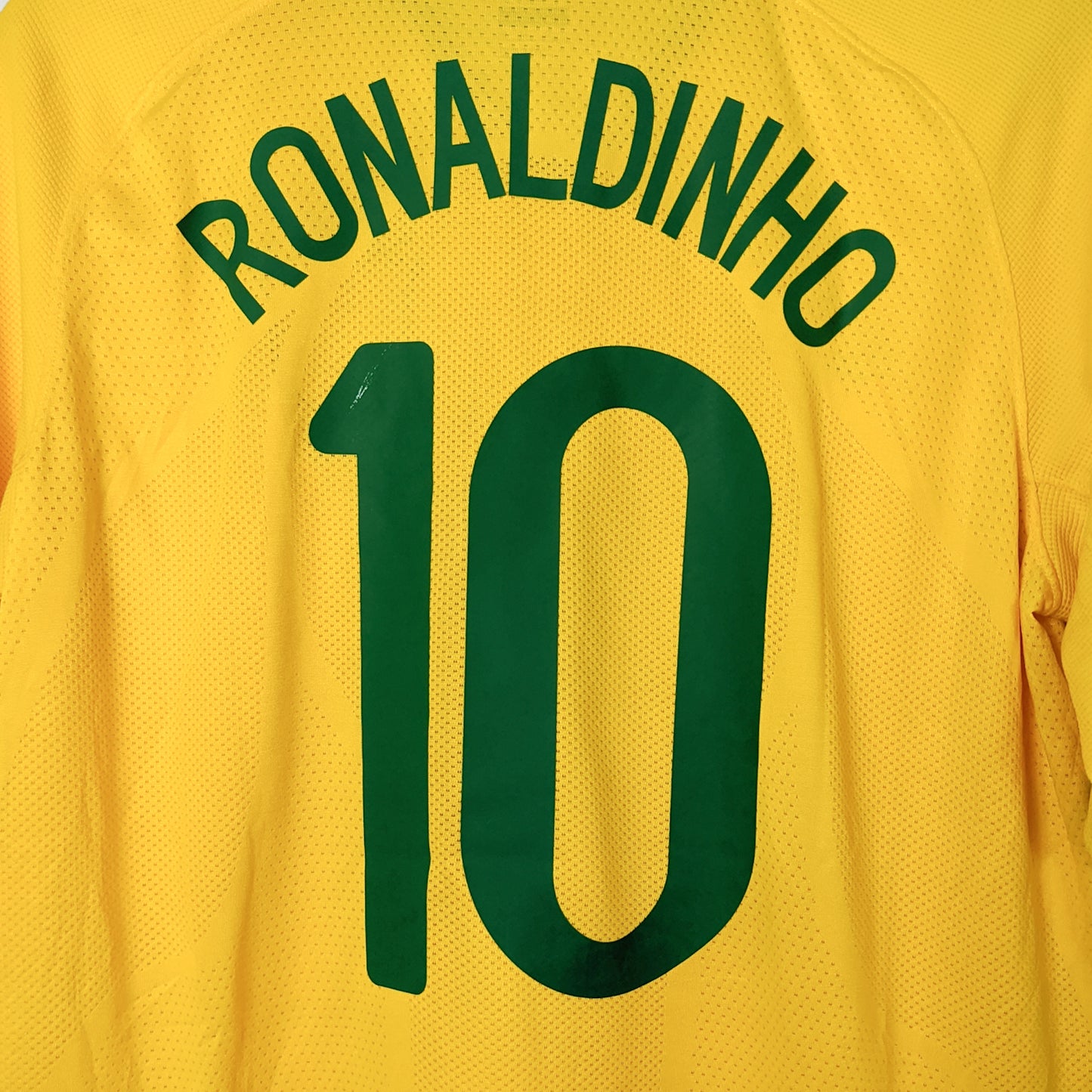 Original Brazil 2008/09 Home - Ronaldinho #10 Size M (Player Issue)